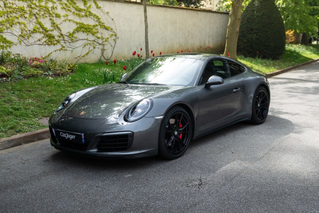 Porsche 911 991.2 Carrera 4s