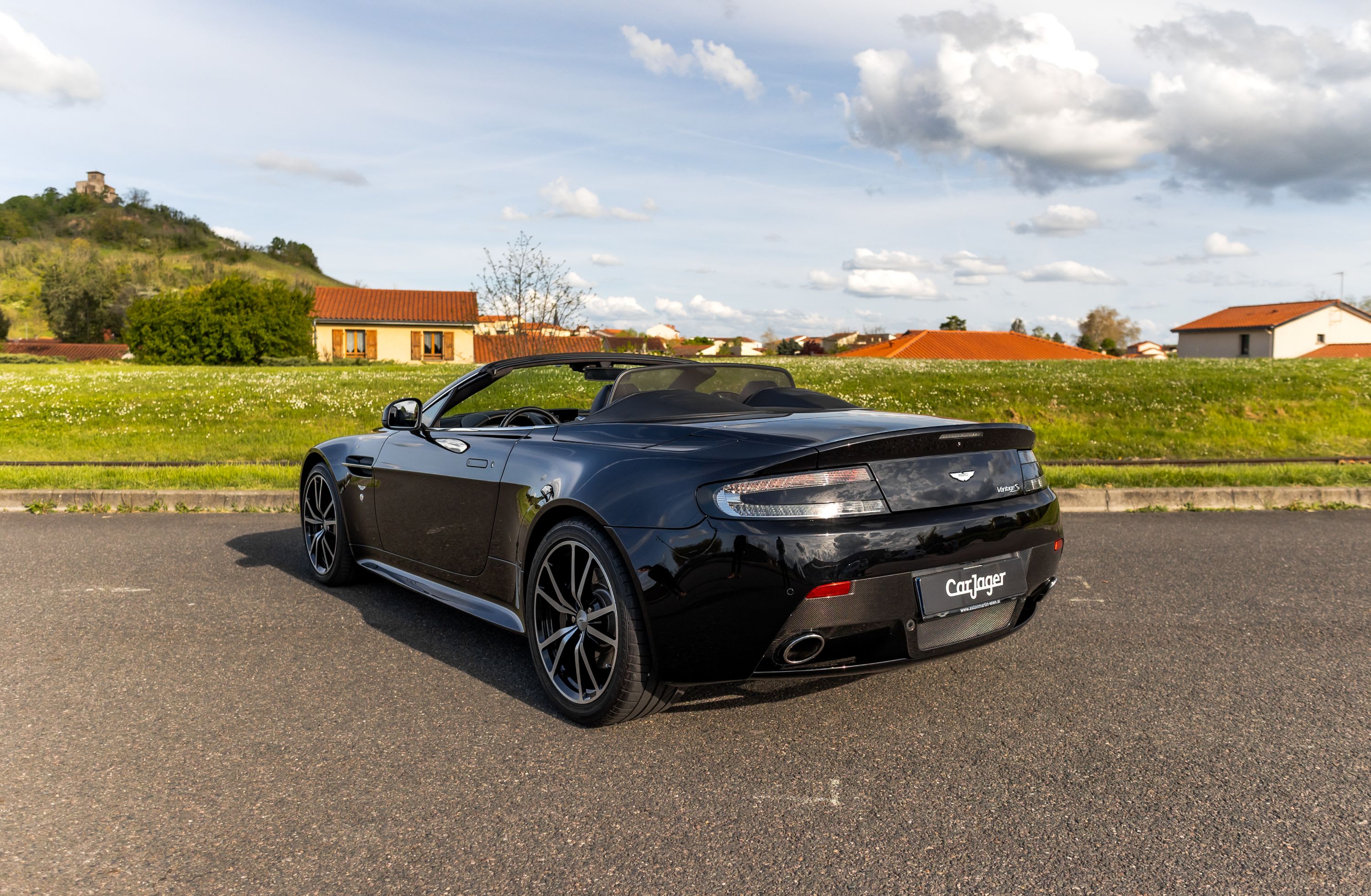 Aston Martin Vantage Sp10