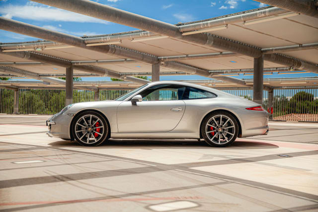 Porsche 911 Carrera S 991