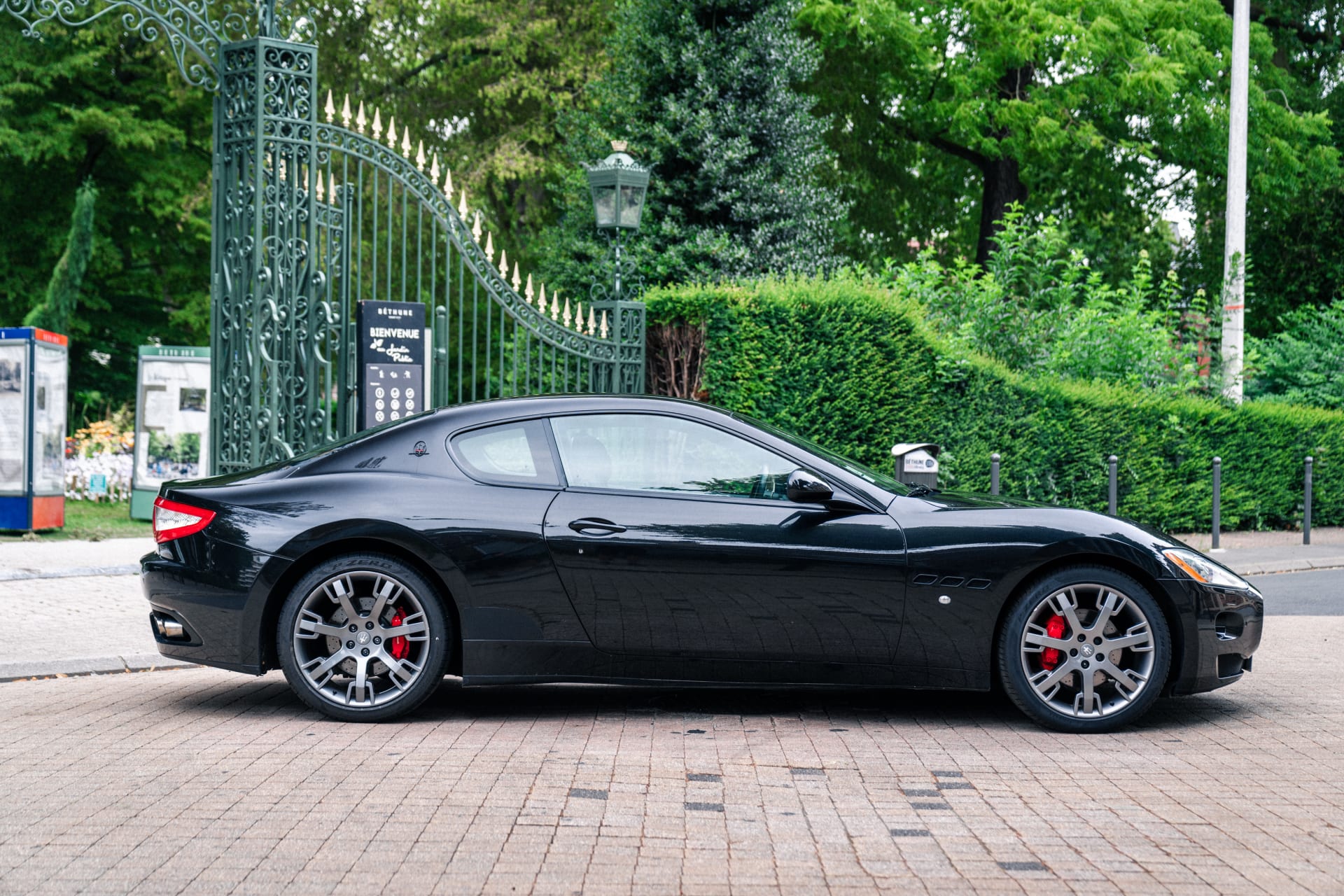 Maserati Granturismo Zf V8