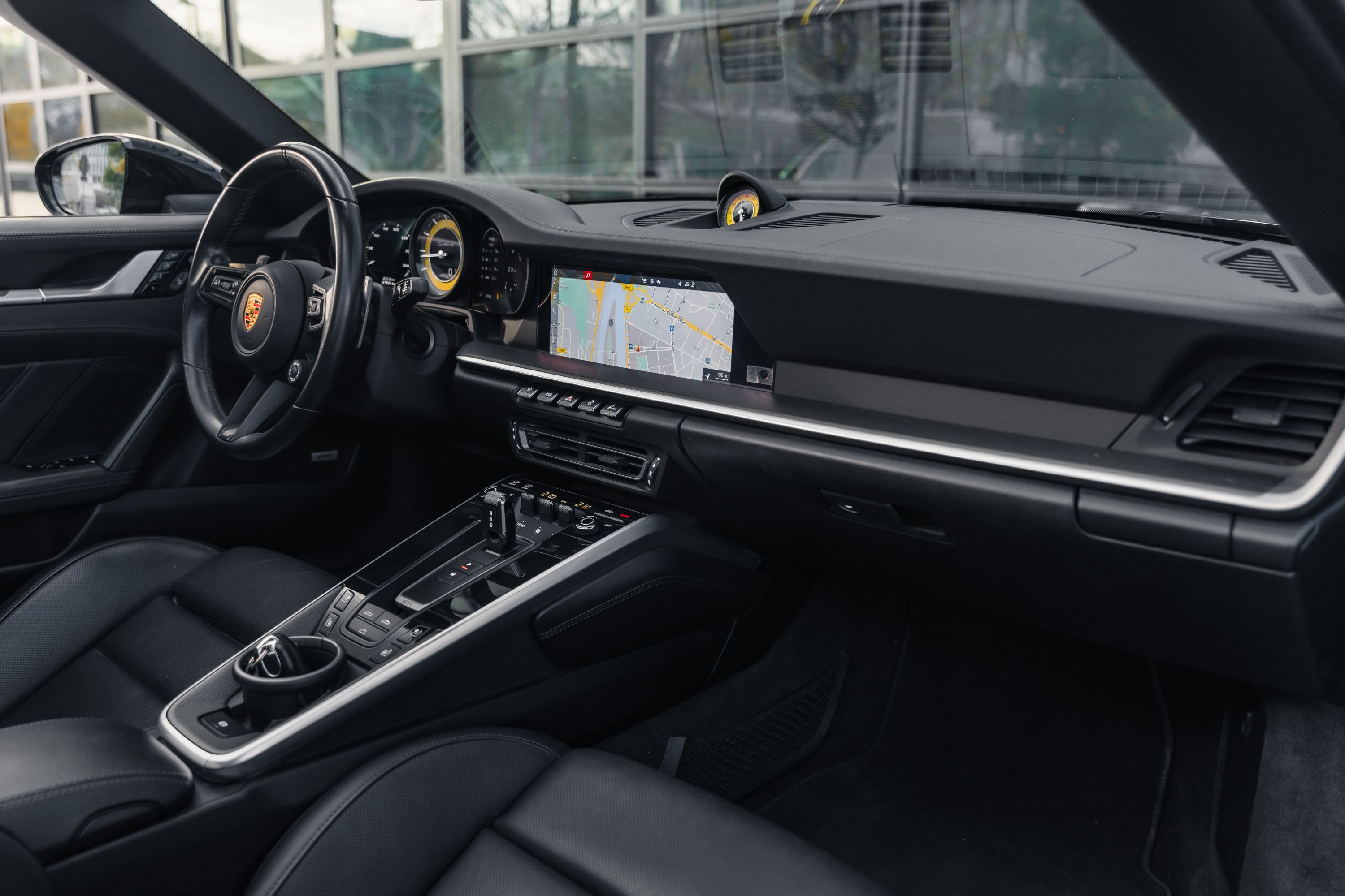 PORSCHE 911 992.1 Turbo S 2021 occasion intérieur (1)