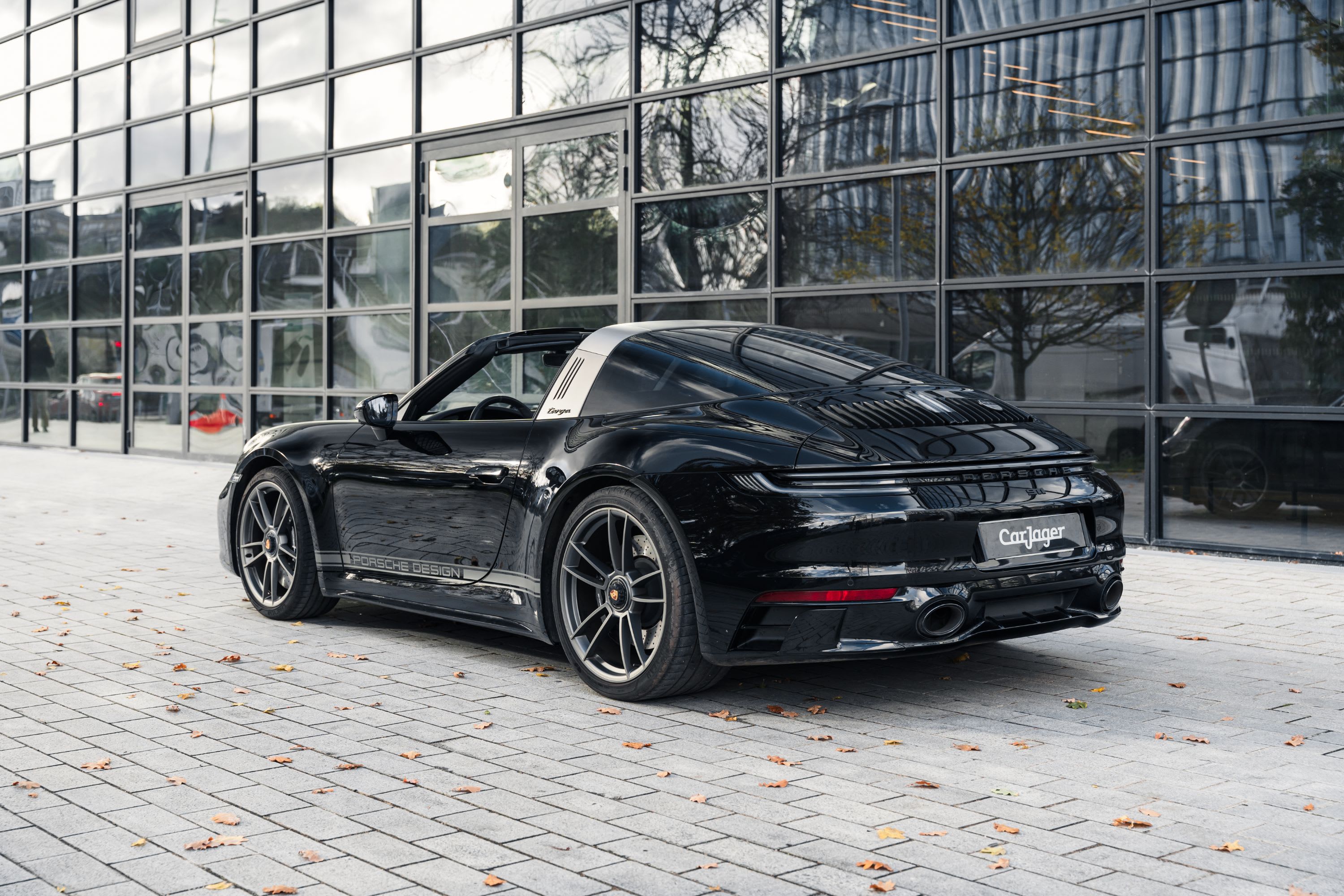 PORSCHE 911 992.1 Targa 4 Gts 50ème Anniversaire 2023 used video (1)