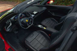 FERRARI Sf90 Spider 2023