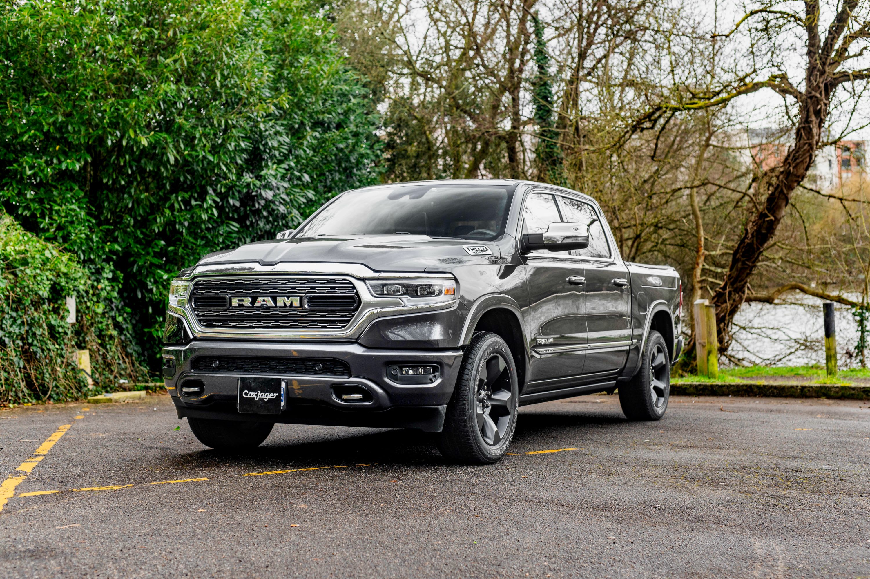 DODGE Ram 1500 Limited 4x4 2019 occasion vidéo (1)