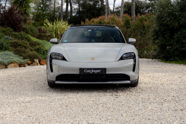 Porsche Taycan 4 Cross Turismo