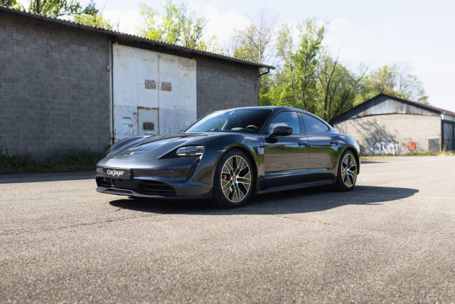 Porsche Taycan 4s
