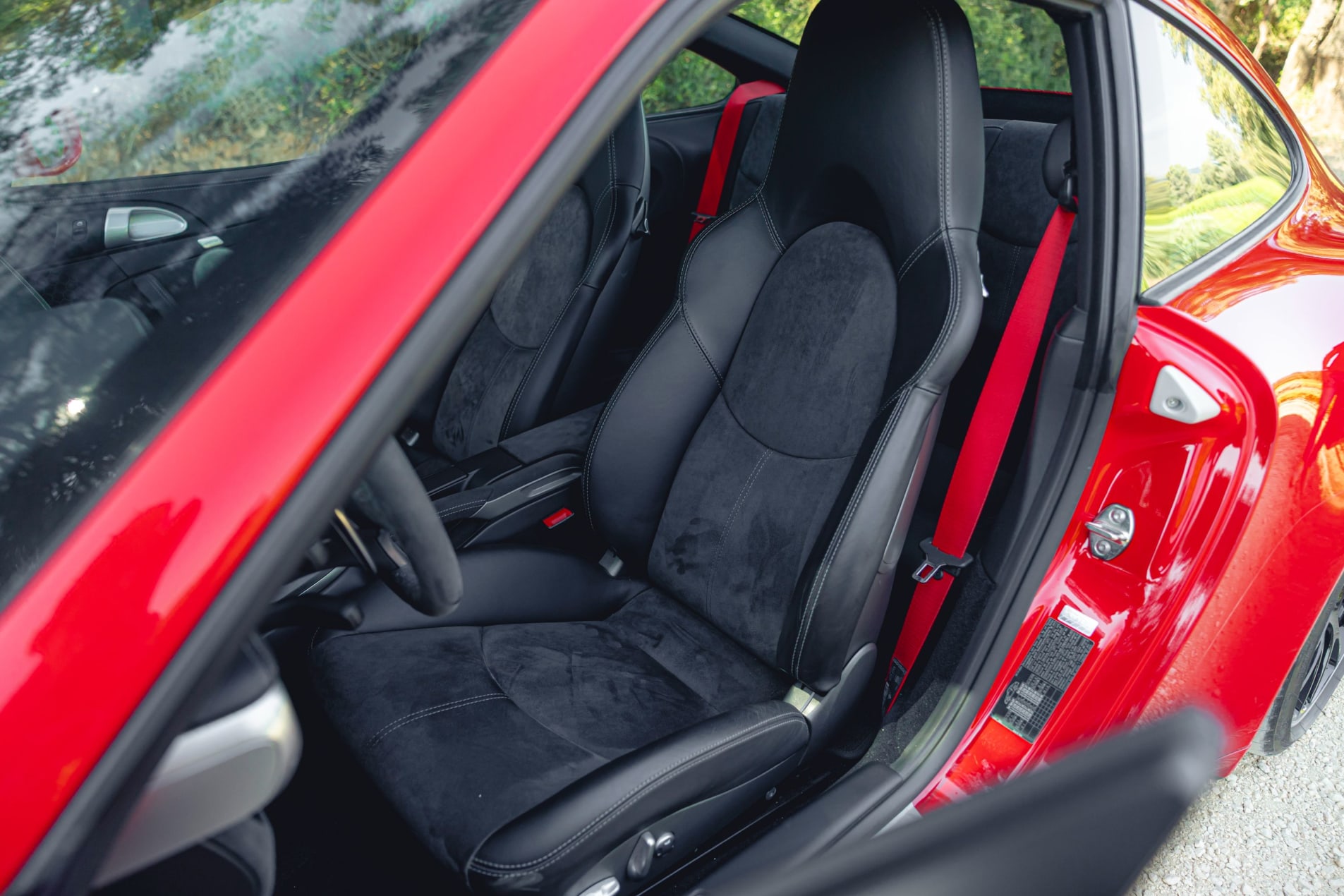 PORSCHE 911 997.2  Carrera 4 GTS 2011