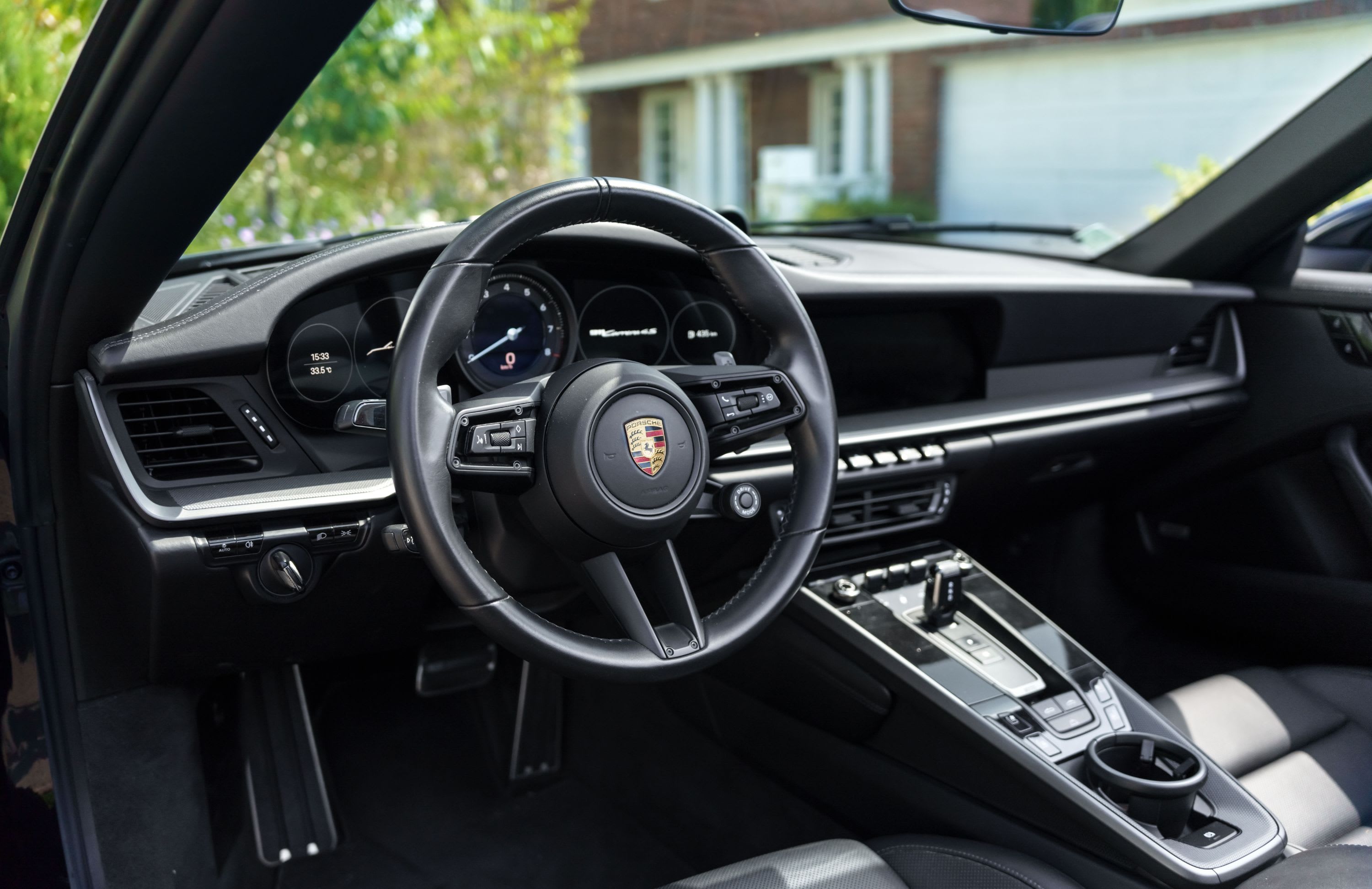 PORSCHE 911 992.1 Carrera 4s 2019 used interior (1)