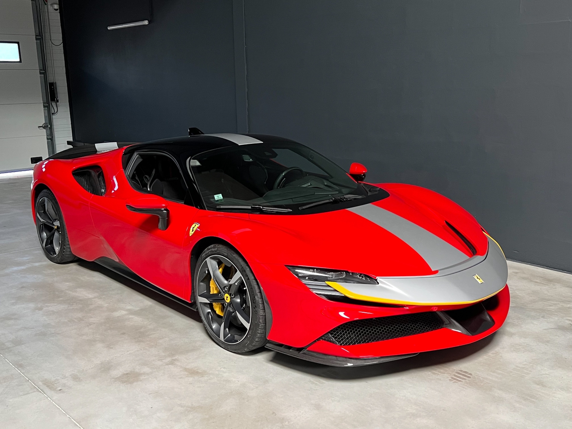 Photo FERRARI Sf90 Stradale Assetto Fiorano 2022