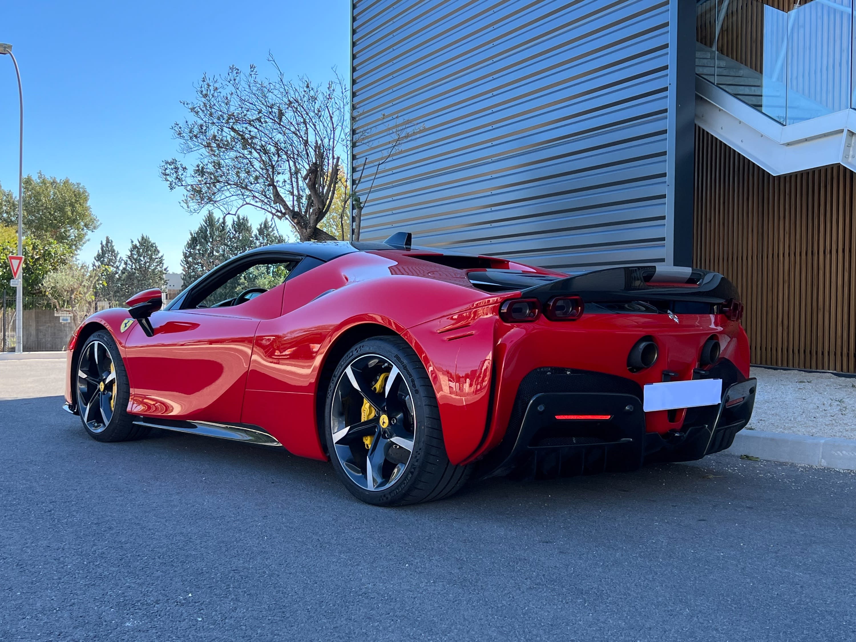 FERRARI Sf90 Stradale Assetto Fiorano 2022 occasion extérieur (2)