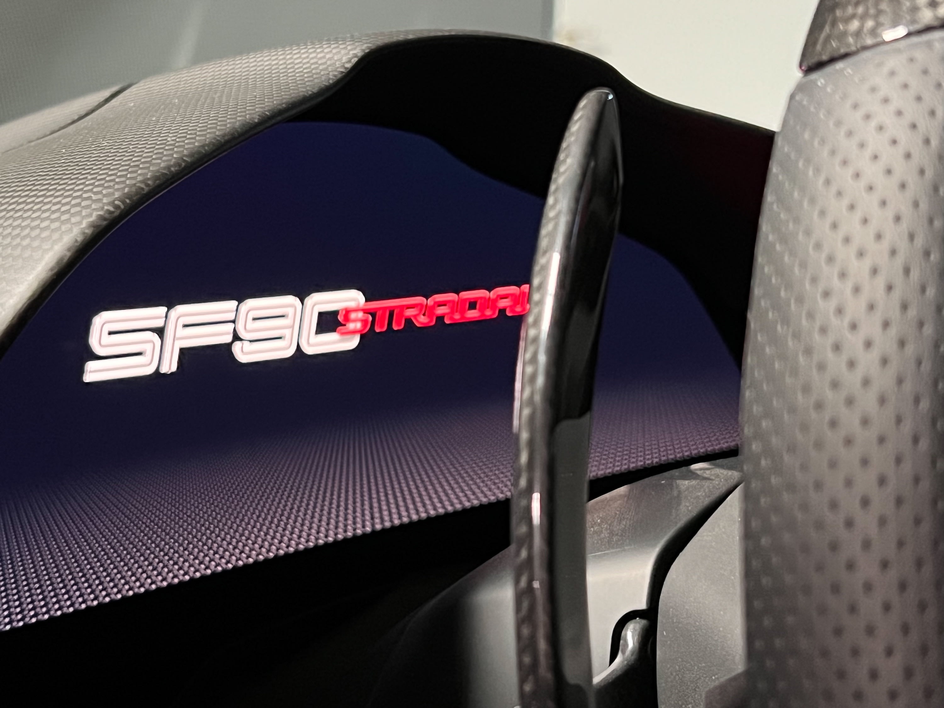 FERRARI Sf90 Stradale Assetto Fiorano 2022 occasion mécanique (1)