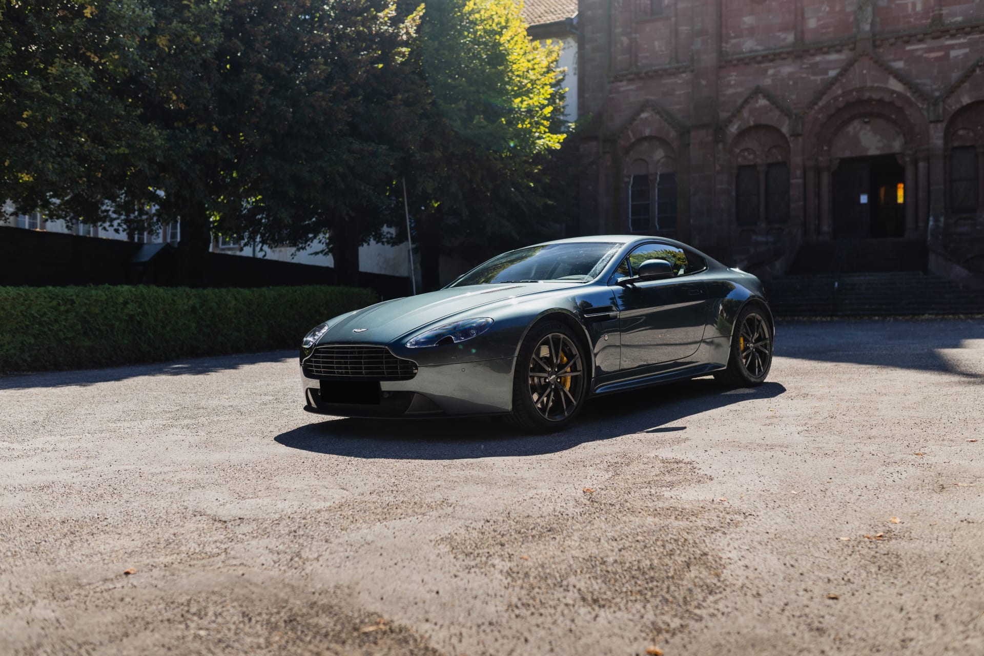 Aston Martin Vantage N430