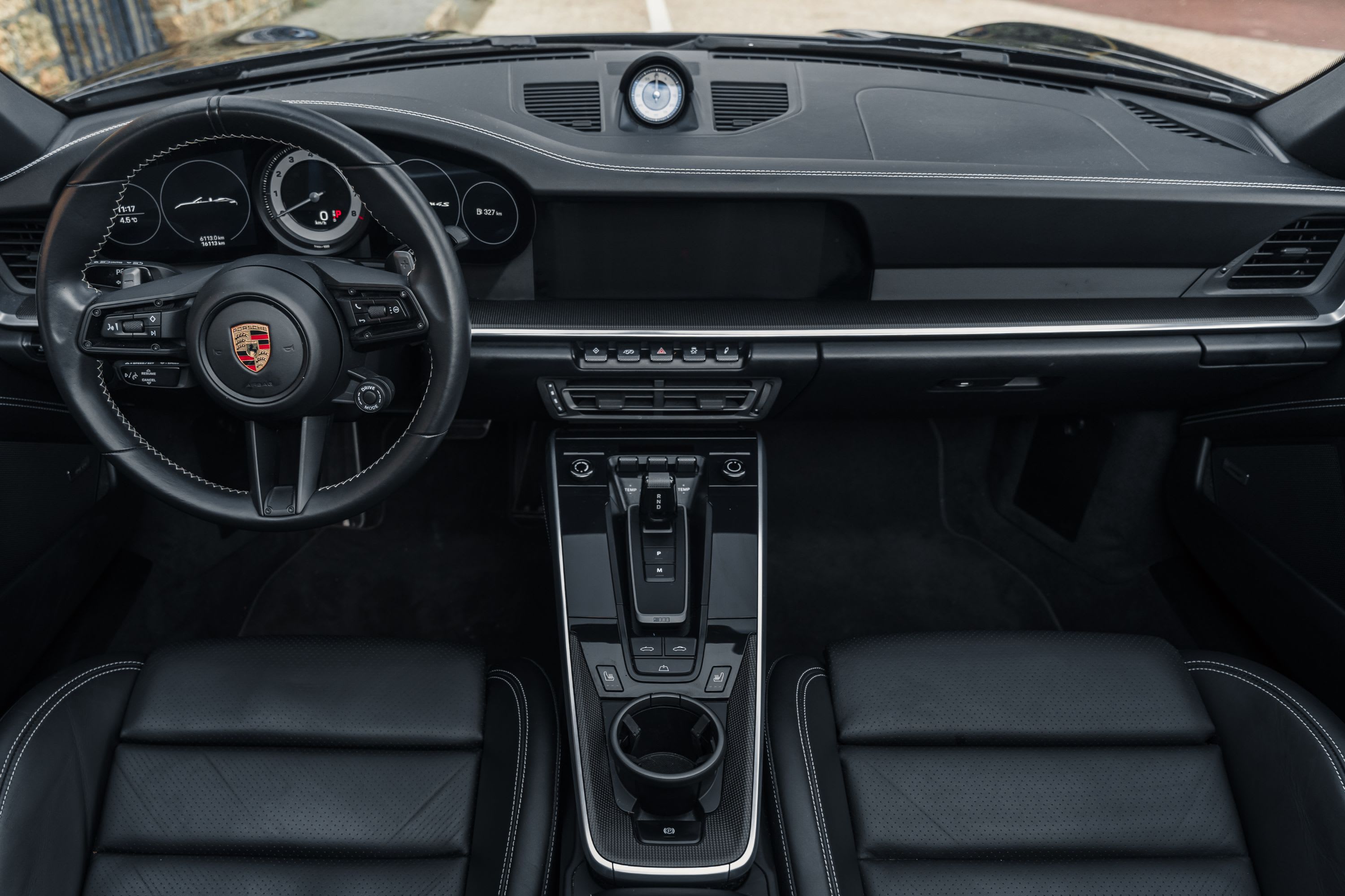 PORSCHE 911 992.1 Carrera 4s 2021 used interior (1)