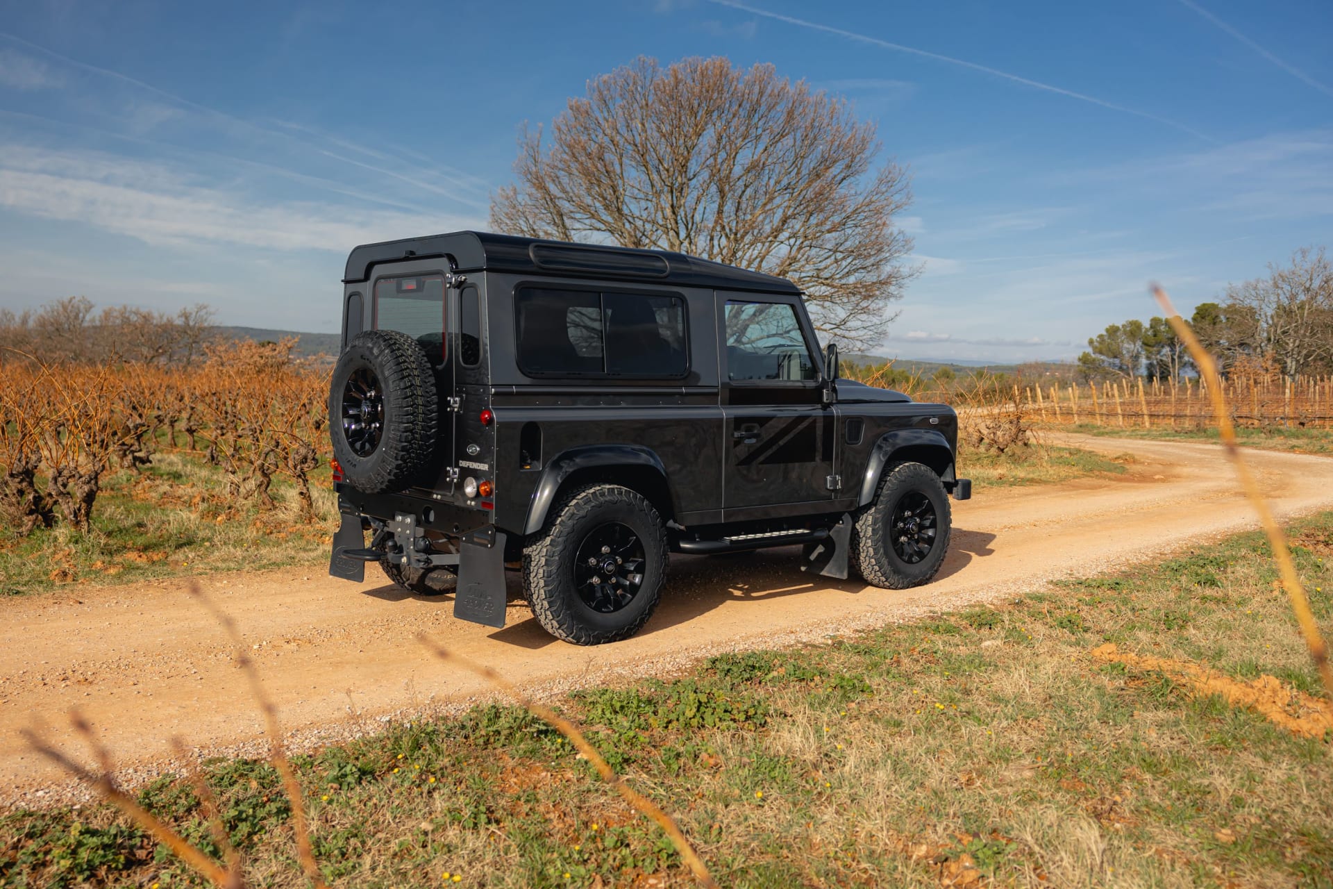 Land Rover Defender 90 “black Edition” 48/150