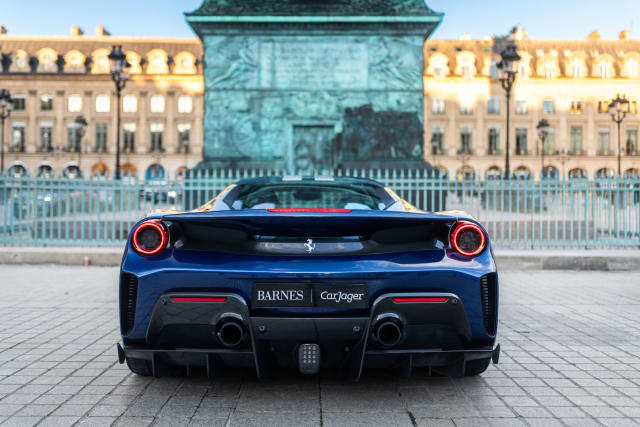 Ferrari 488 Pista