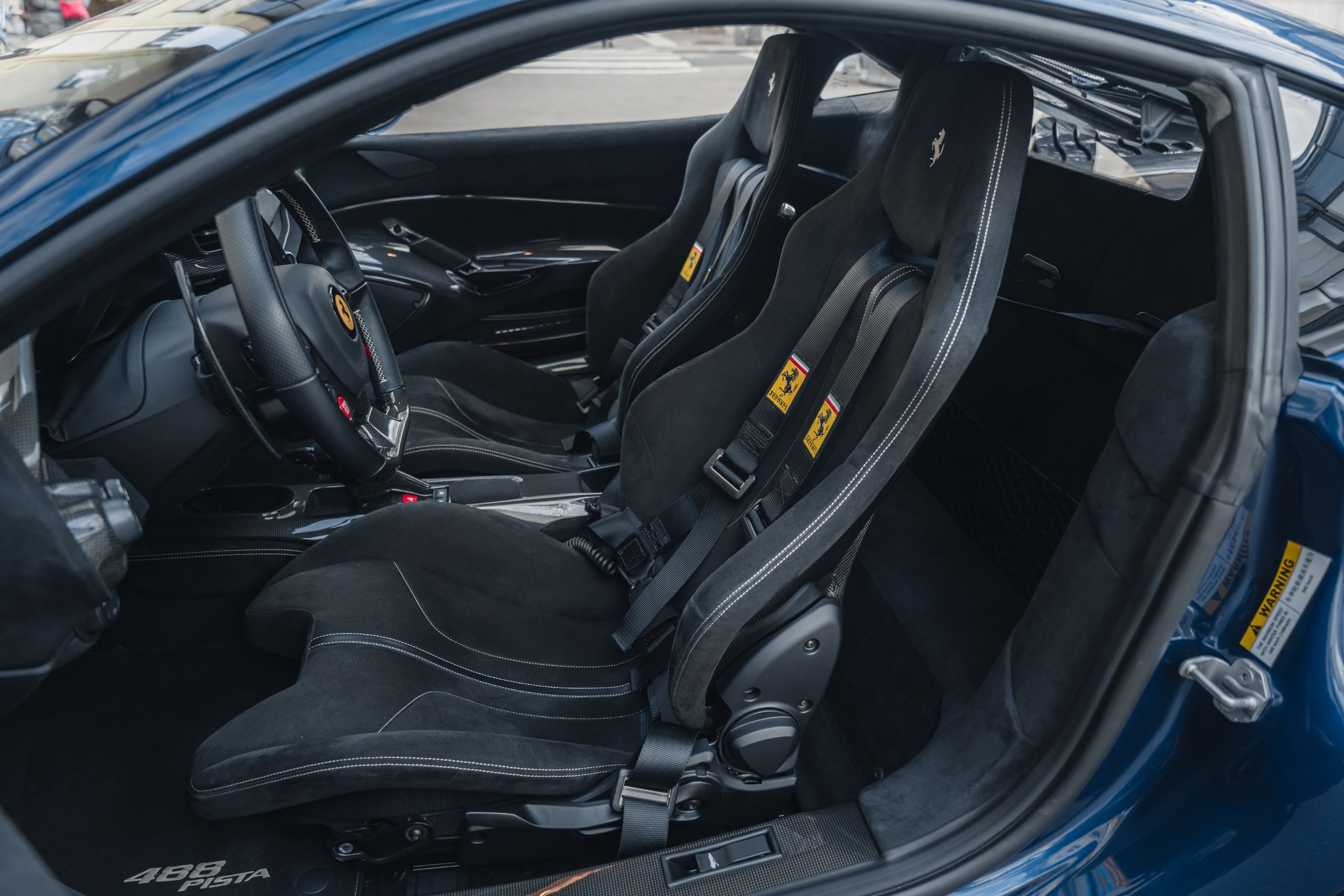 ferrari 488