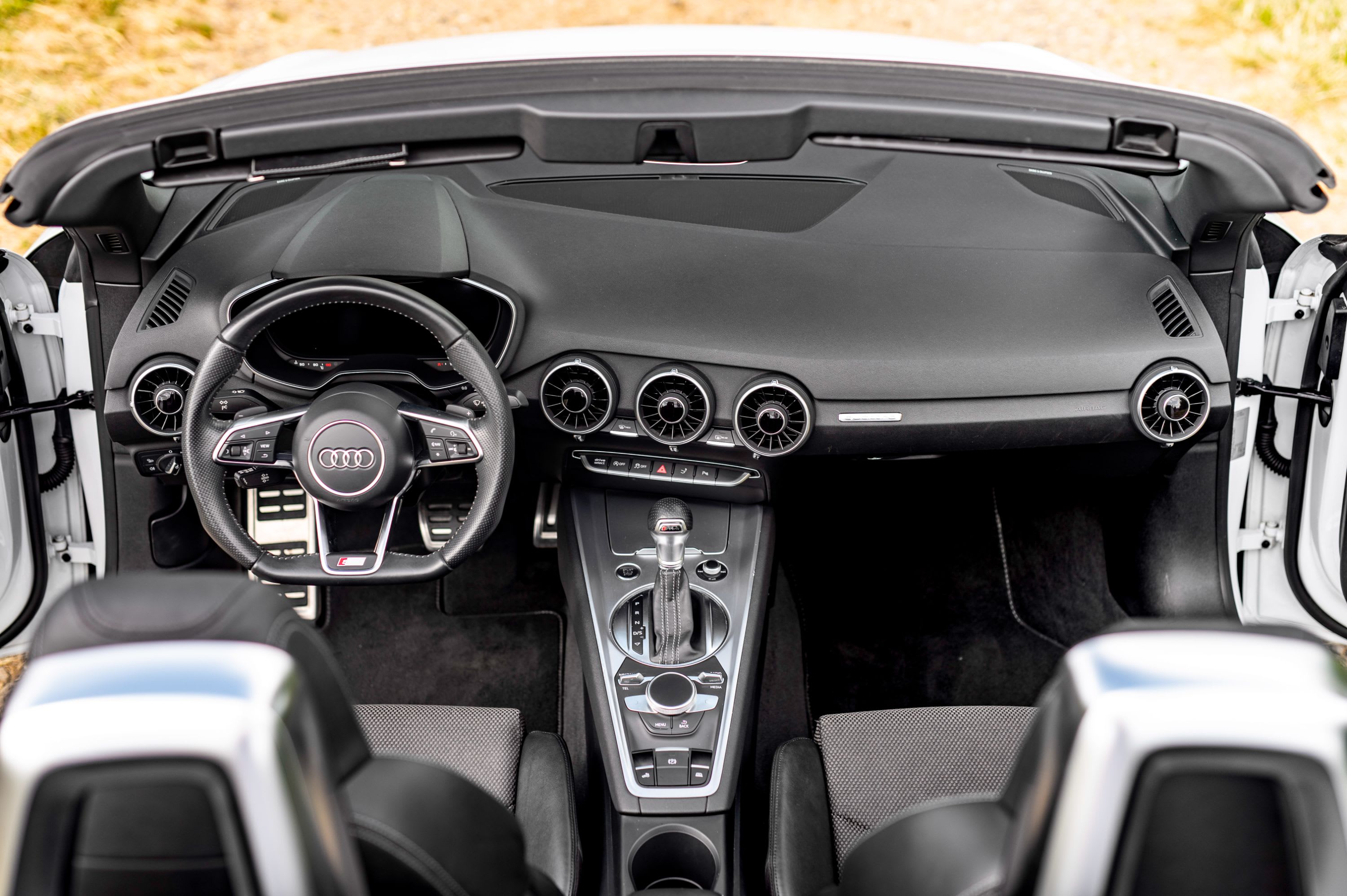 AUDI Tt Roadster Tfsi 2018 used interior (1)