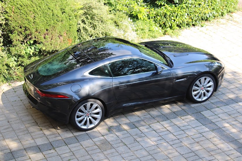 Jaguar F-type  P380