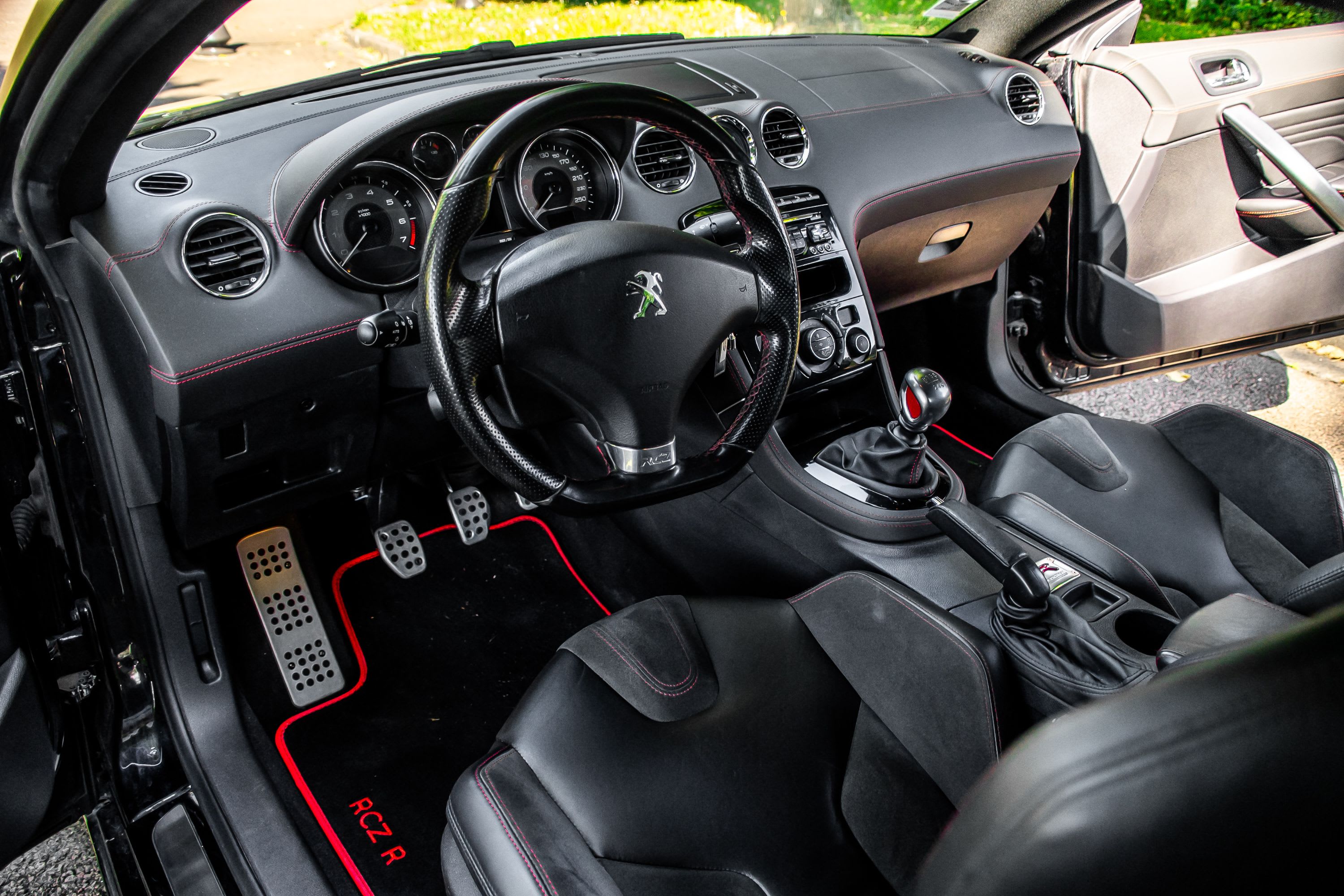 PEUGEOT Rcz R 2015 occasion intérieur (1)