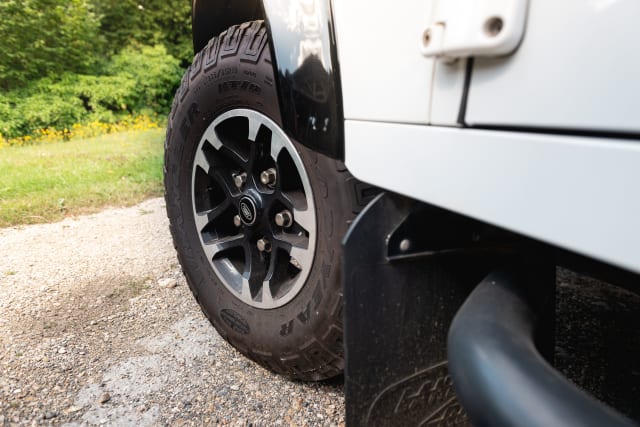 LAND ROVER Defender 90 Mark Ii Adventure Edition 2015 occasion