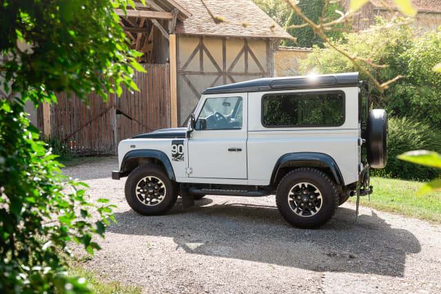 LAND ROVER Defender 90 Mark Ii Adventure Edition 2015 occasion