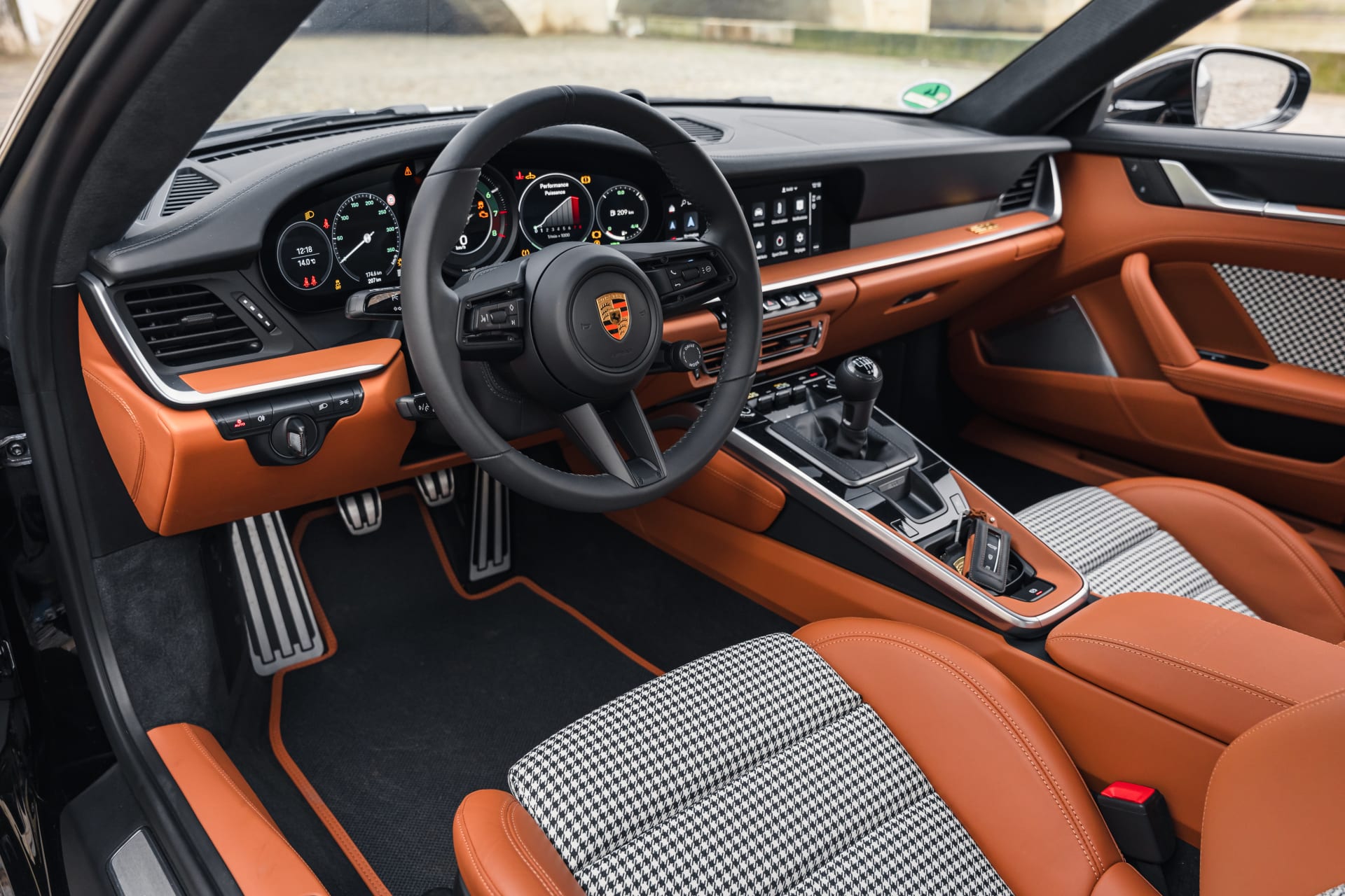 PORSCHE 911 992.1 Sport Classic 2022 occasion intérieur (1)