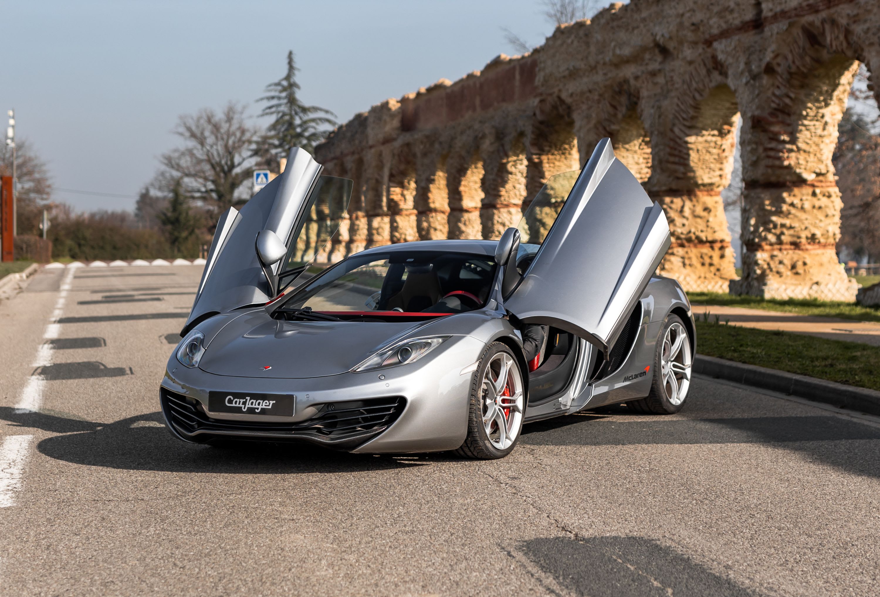 Mclaren Mp4-12c