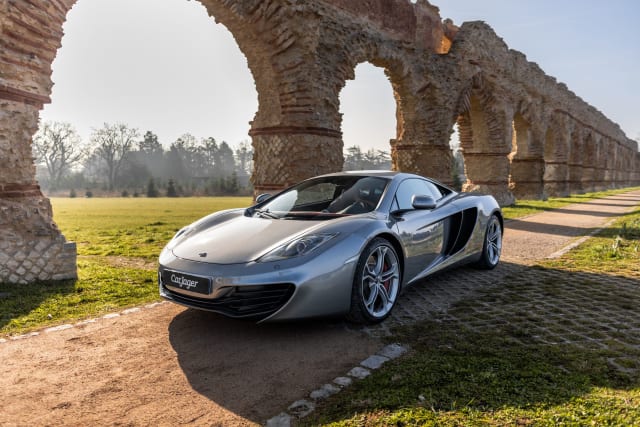 Mclaren Mp4-12c