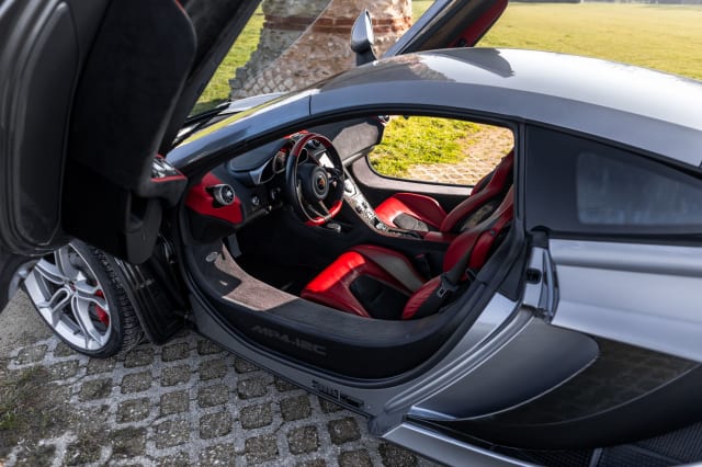 Mclaren Mp4-12c