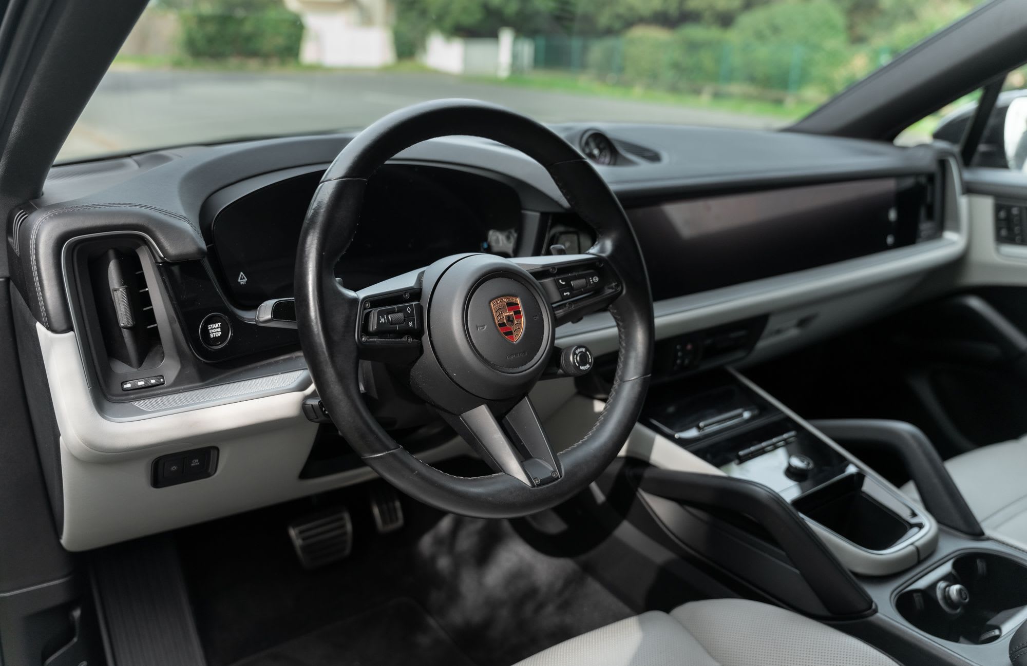 PORSCHE Cayenne Coupe S E-hybrid Ii 2024 used interior (1)