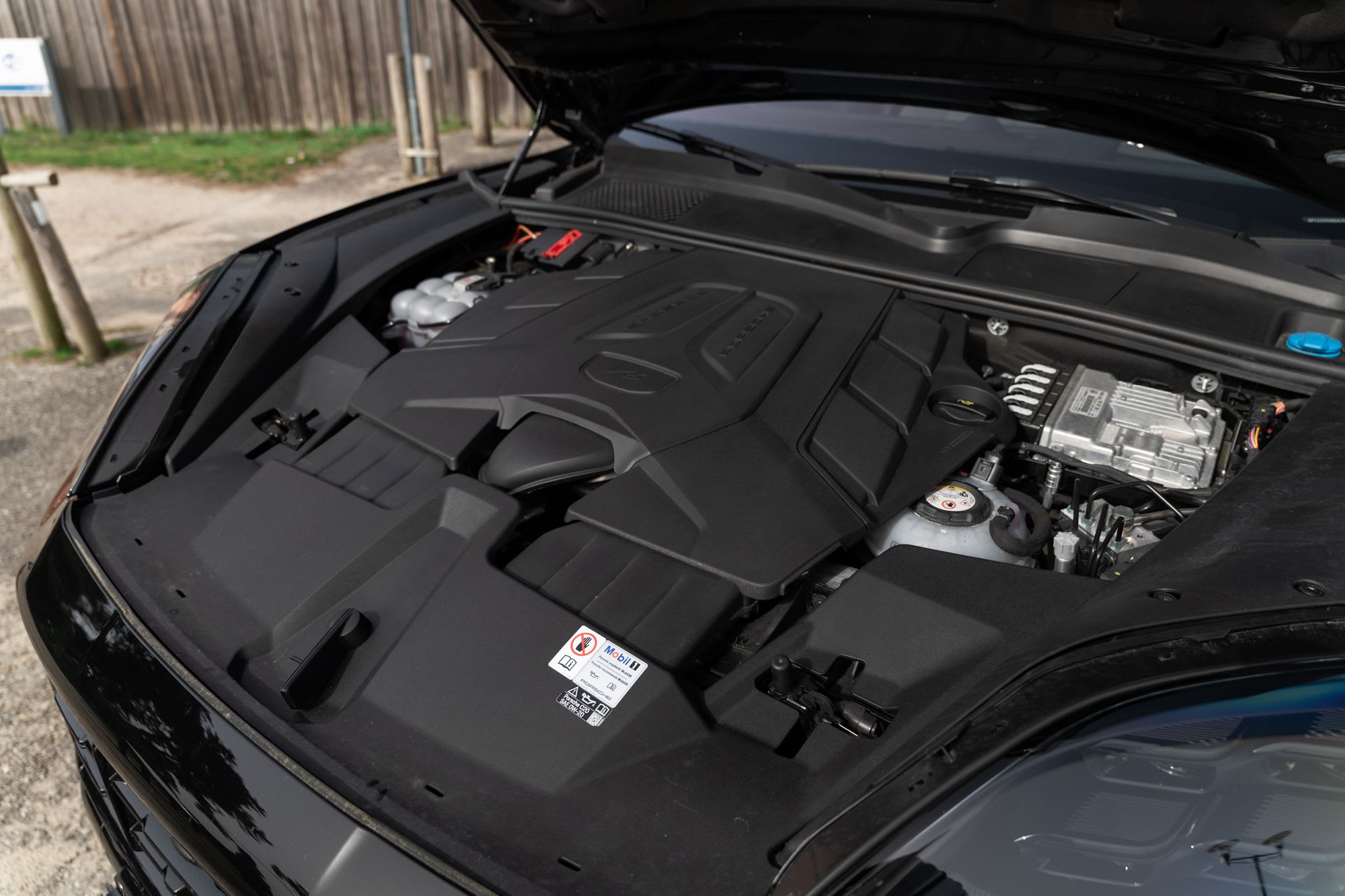 PORSCHE Cayenne Coupe S E-hybrid Ii 2024 used mechanical (1)