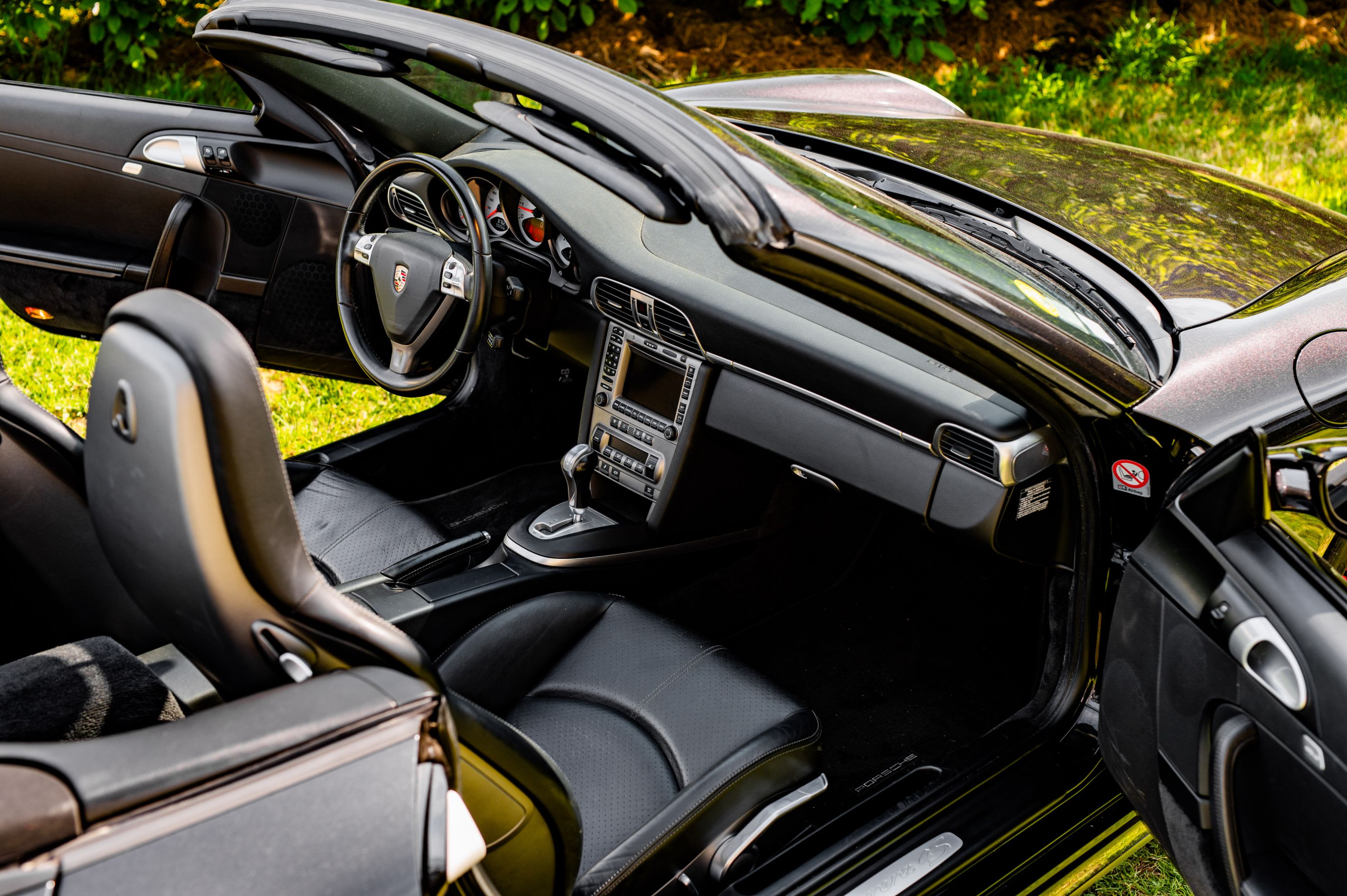 PORSCHE 911 997.1 Carrera 4s Cabriolet  2008 used interior (1)