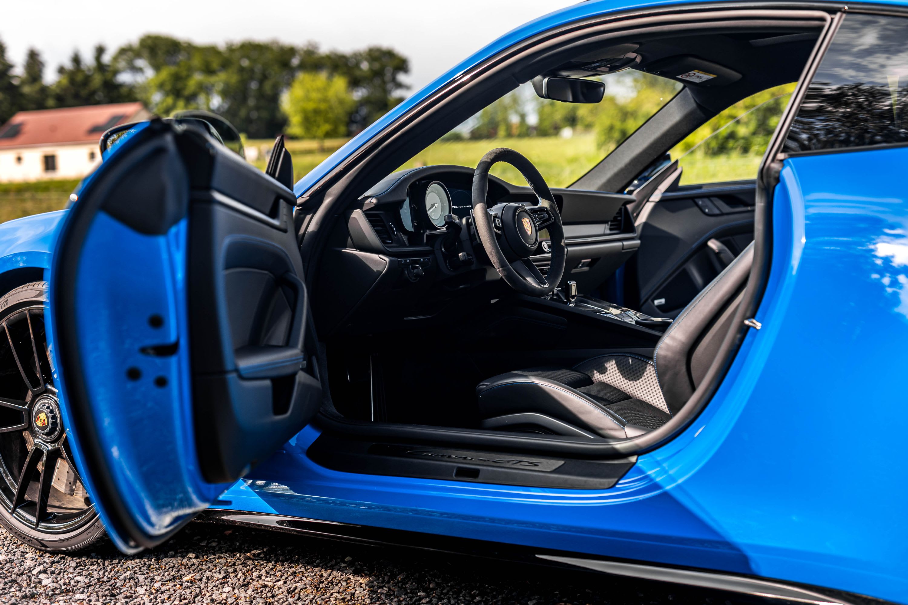 PORSCHE 911 992.1 Carrera 4 Gts 2022 occasion intérieur (1)