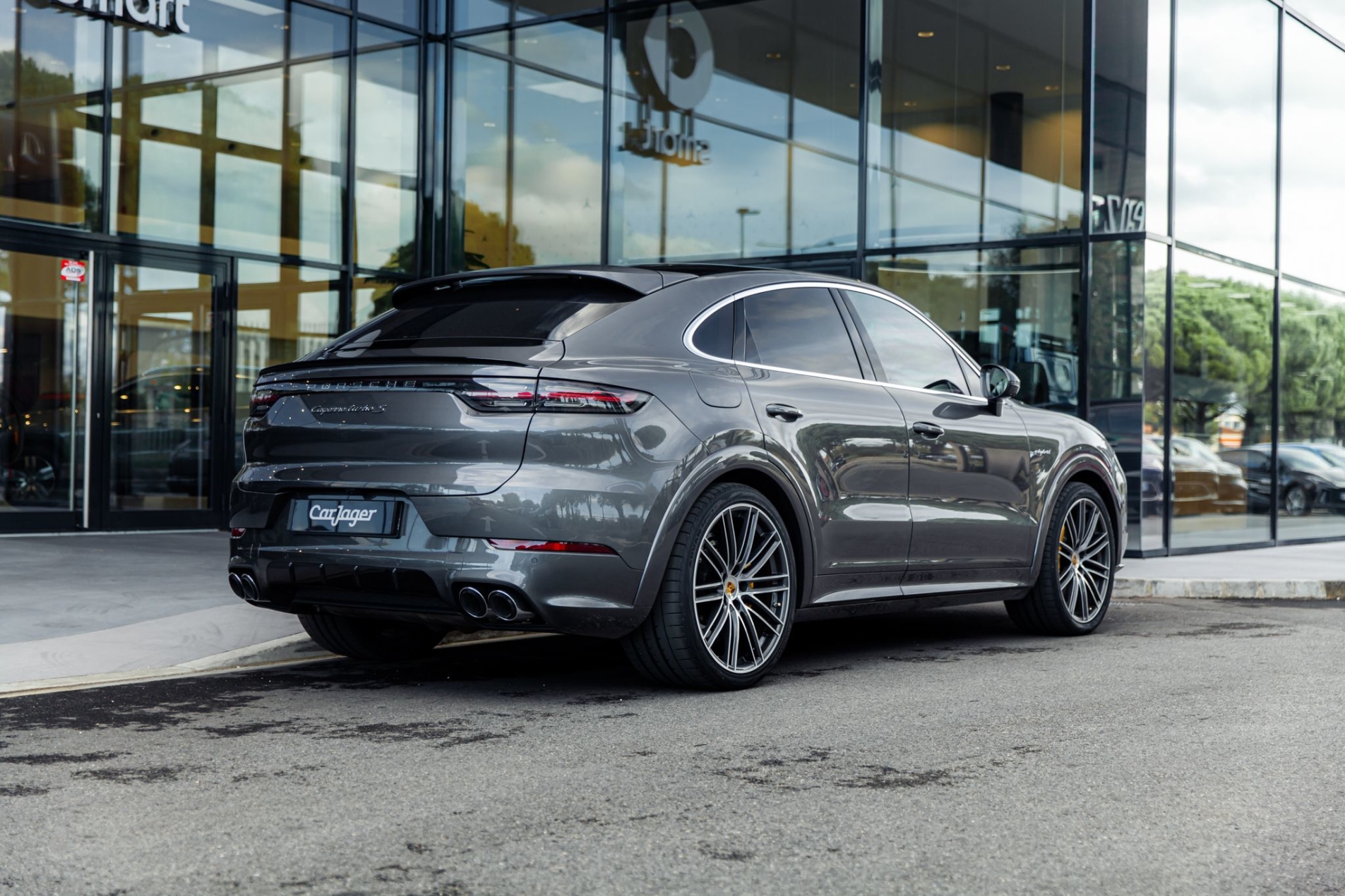 Photo PORSCHE Cayenne Coupé Turbo S-E 2021