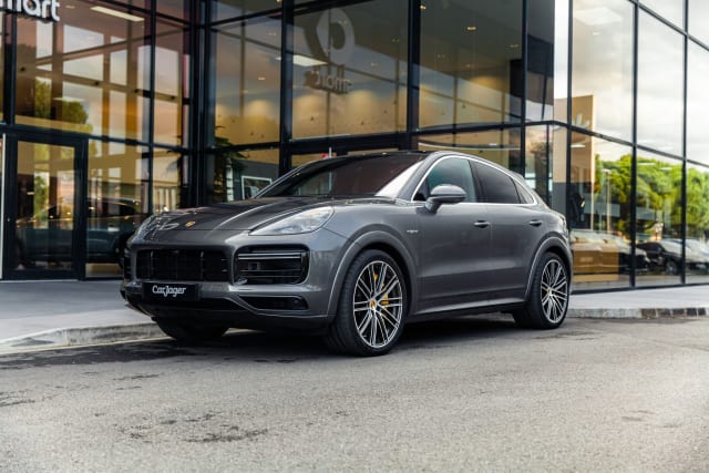 Porsche Cayenne Coupé Turbo S-e