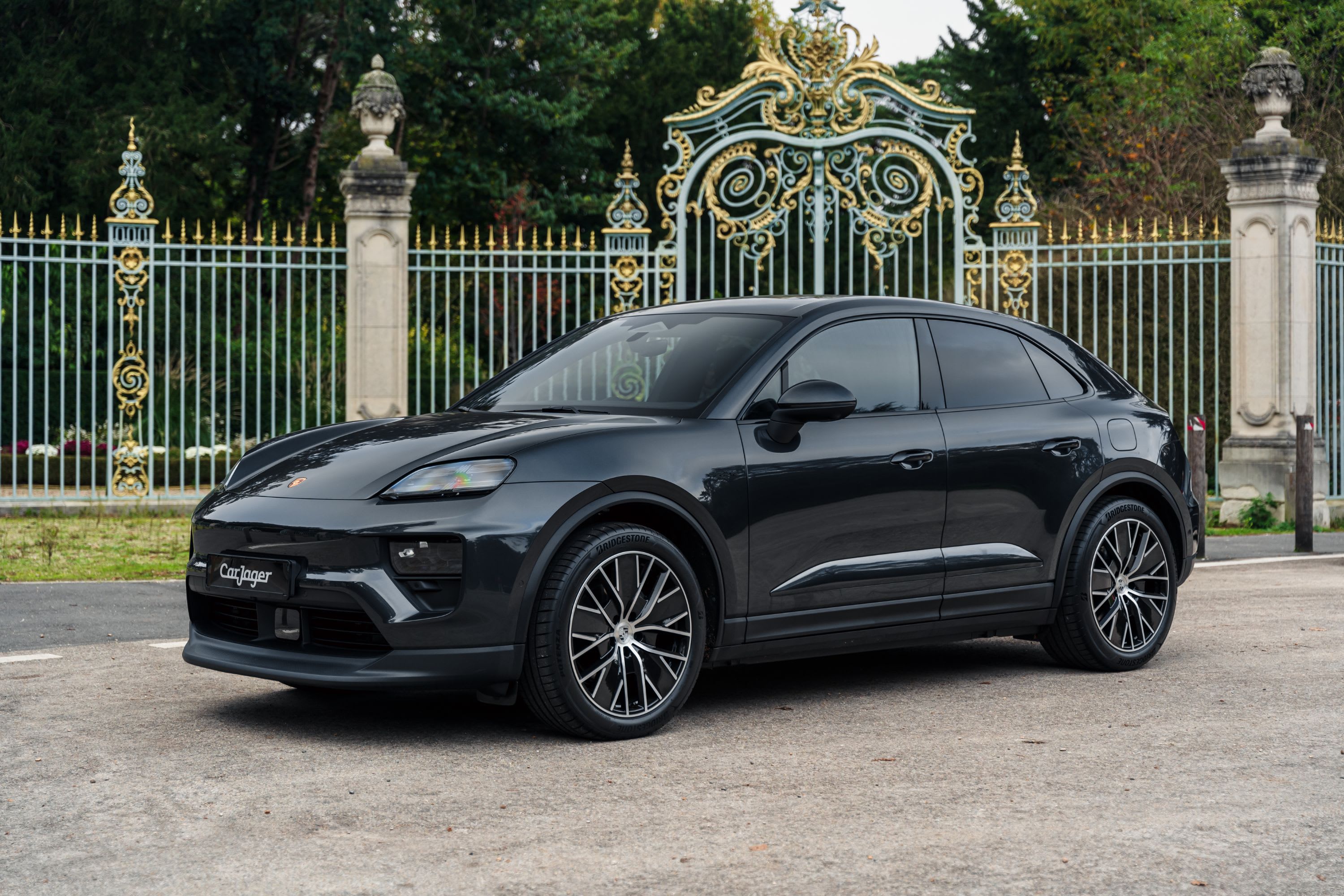 Porsche Macan Electric