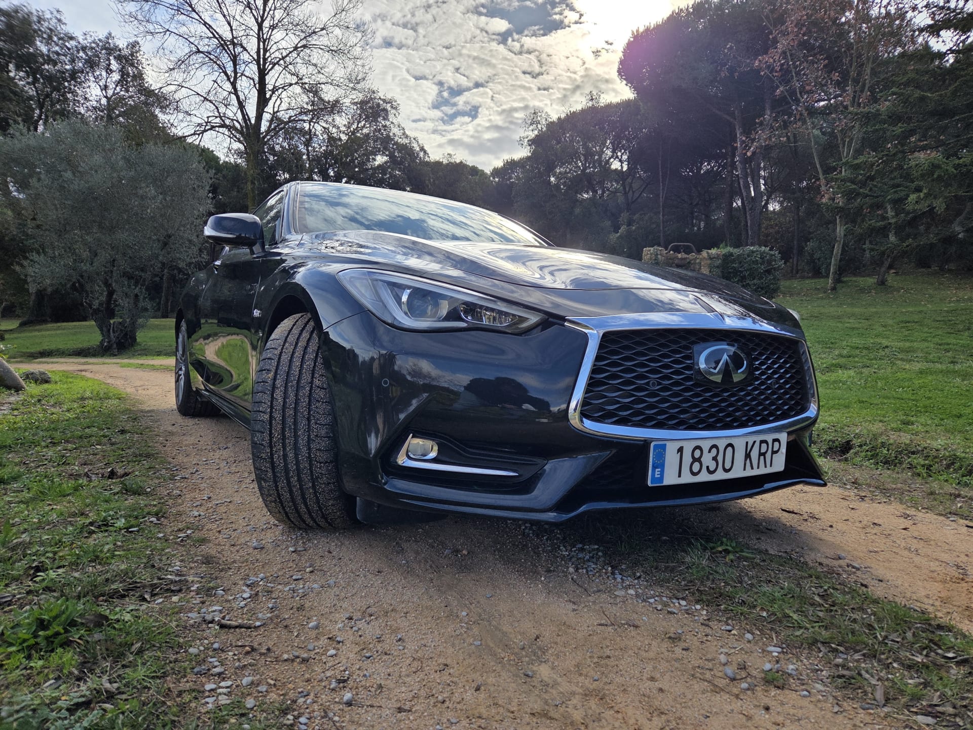 Infiniti Q60 S Red Sport