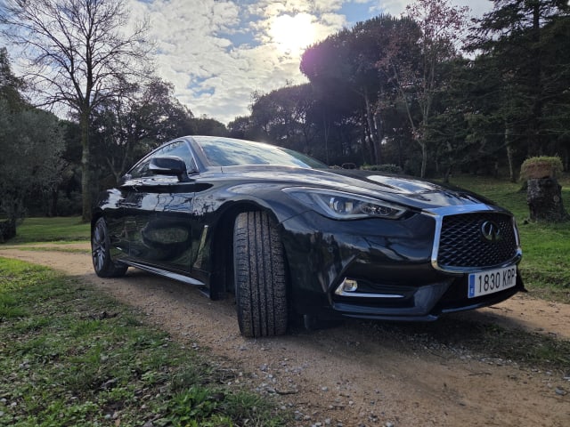 Infiniti Q60 S Red Sport