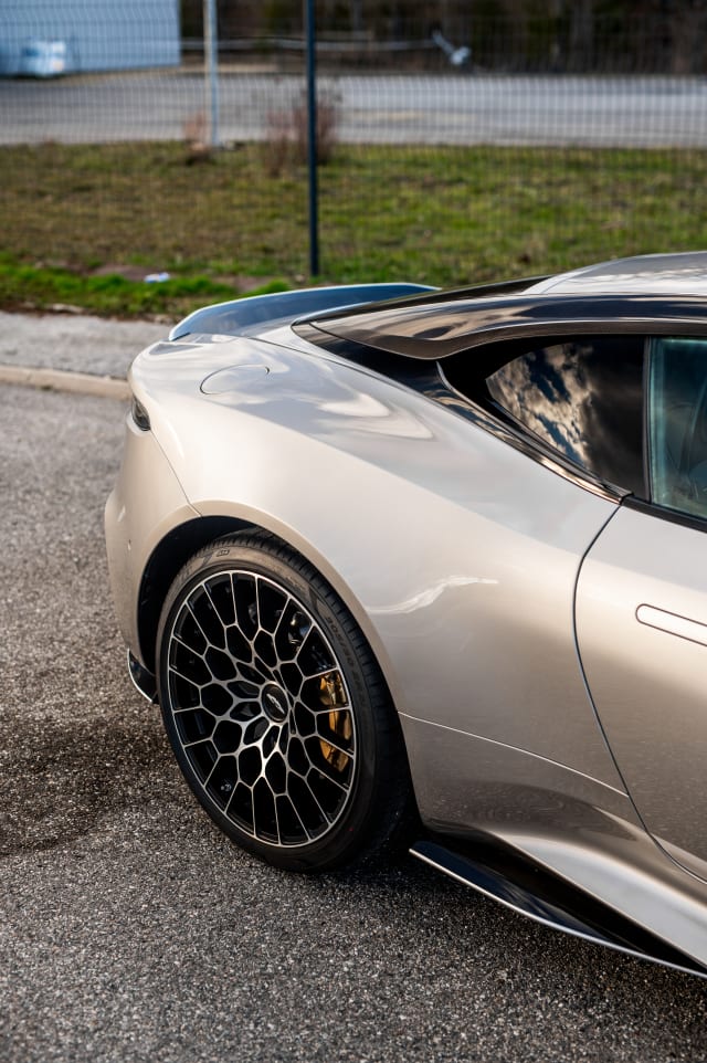 ASTON MARTIN Dbs 3rd Generation 770 Ultimate Edition  2023 occasion