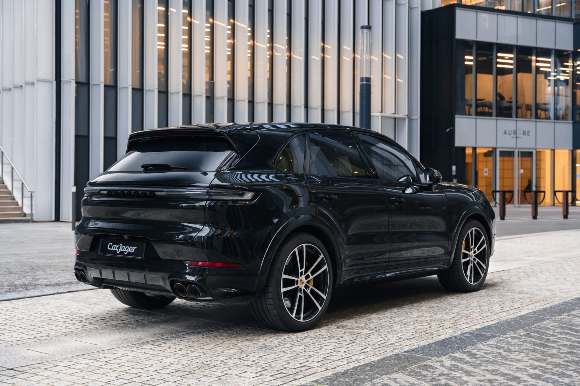 PORSCHE Cayenne IV Turbo Hybrid 2024