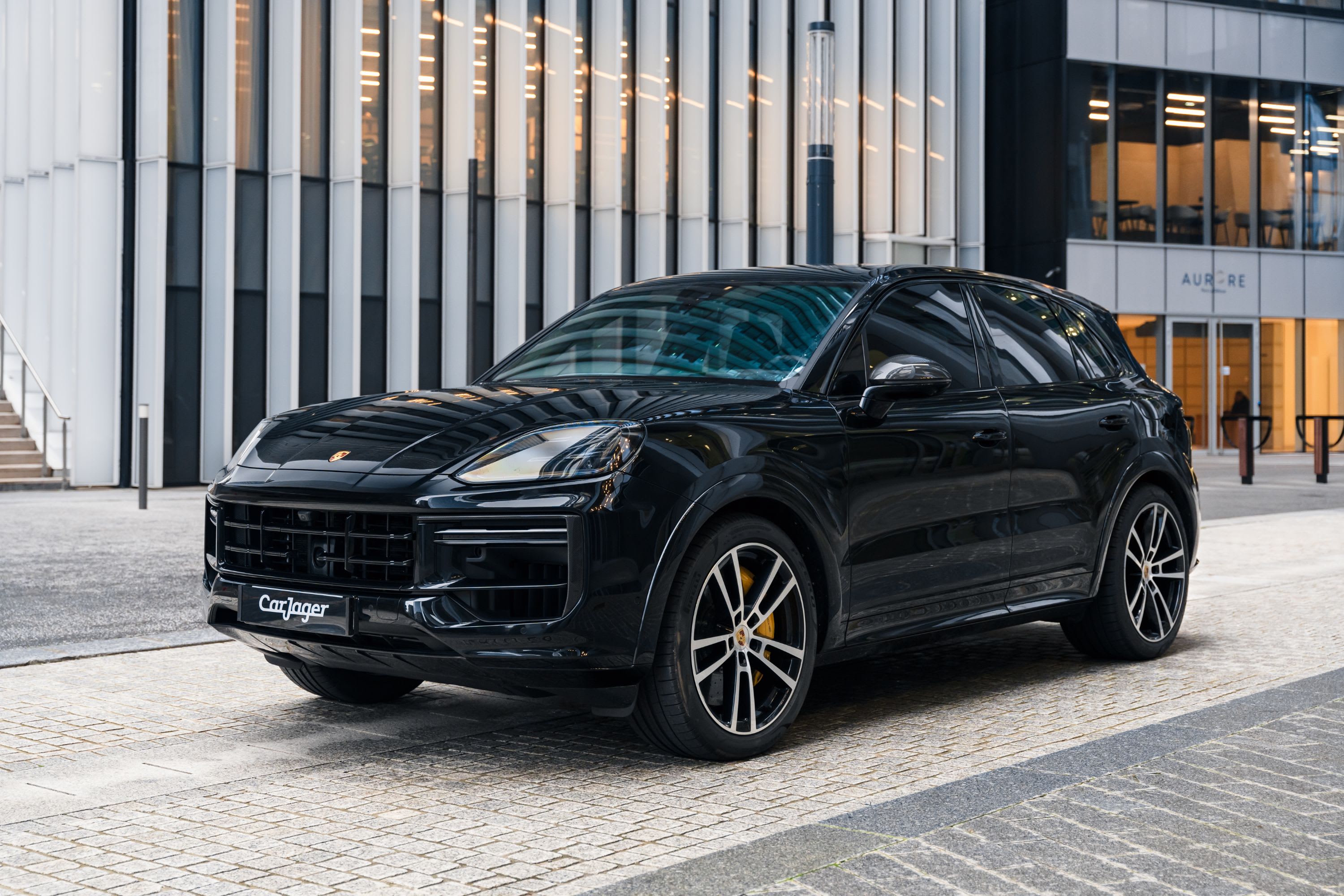 PORSCHE Cayenne E3 Turbo S E-hybrid 2024 used video (1)
