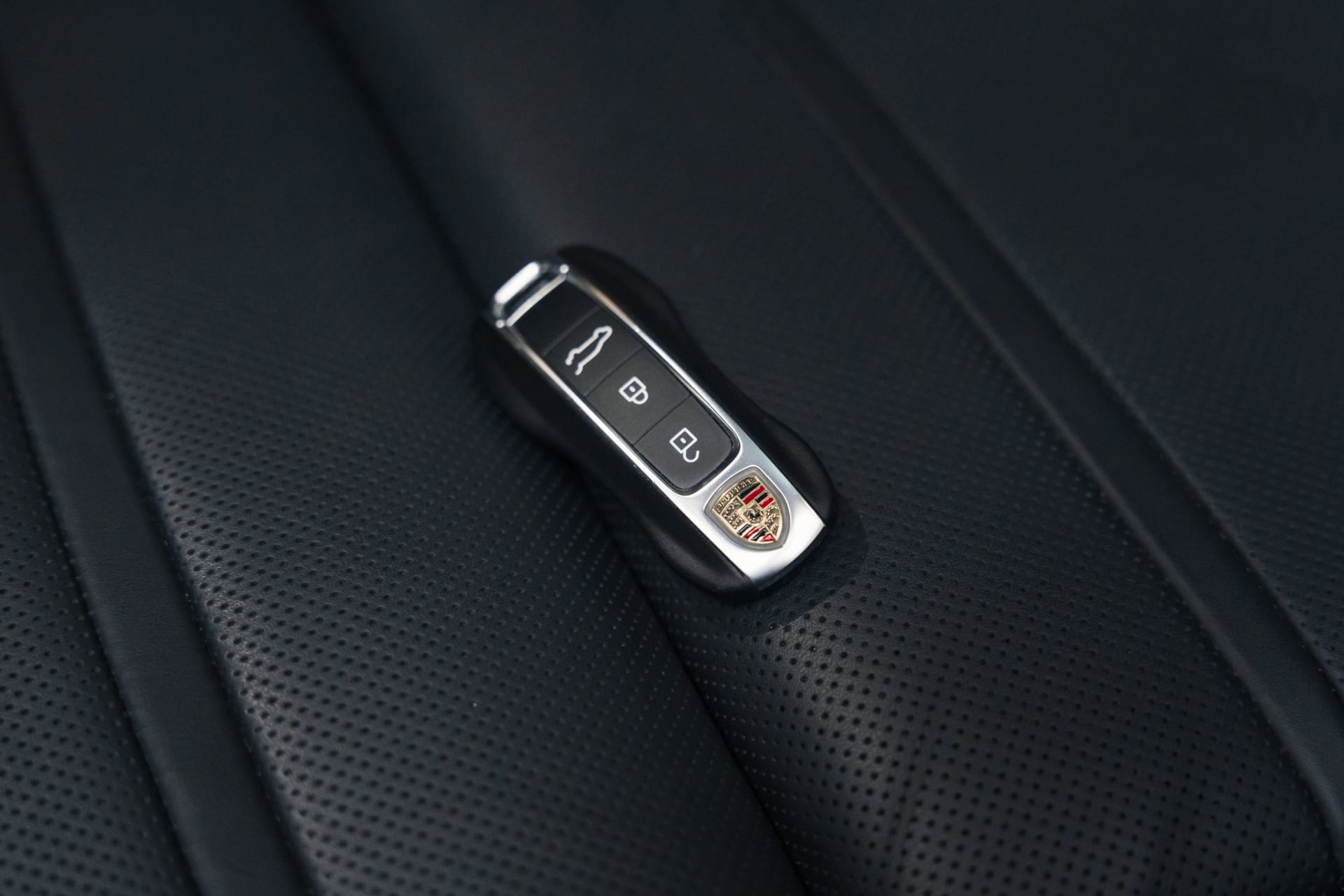PORSCHE Cayenne E3 Turbo S E-hybrid 2024 used mechanical (1)