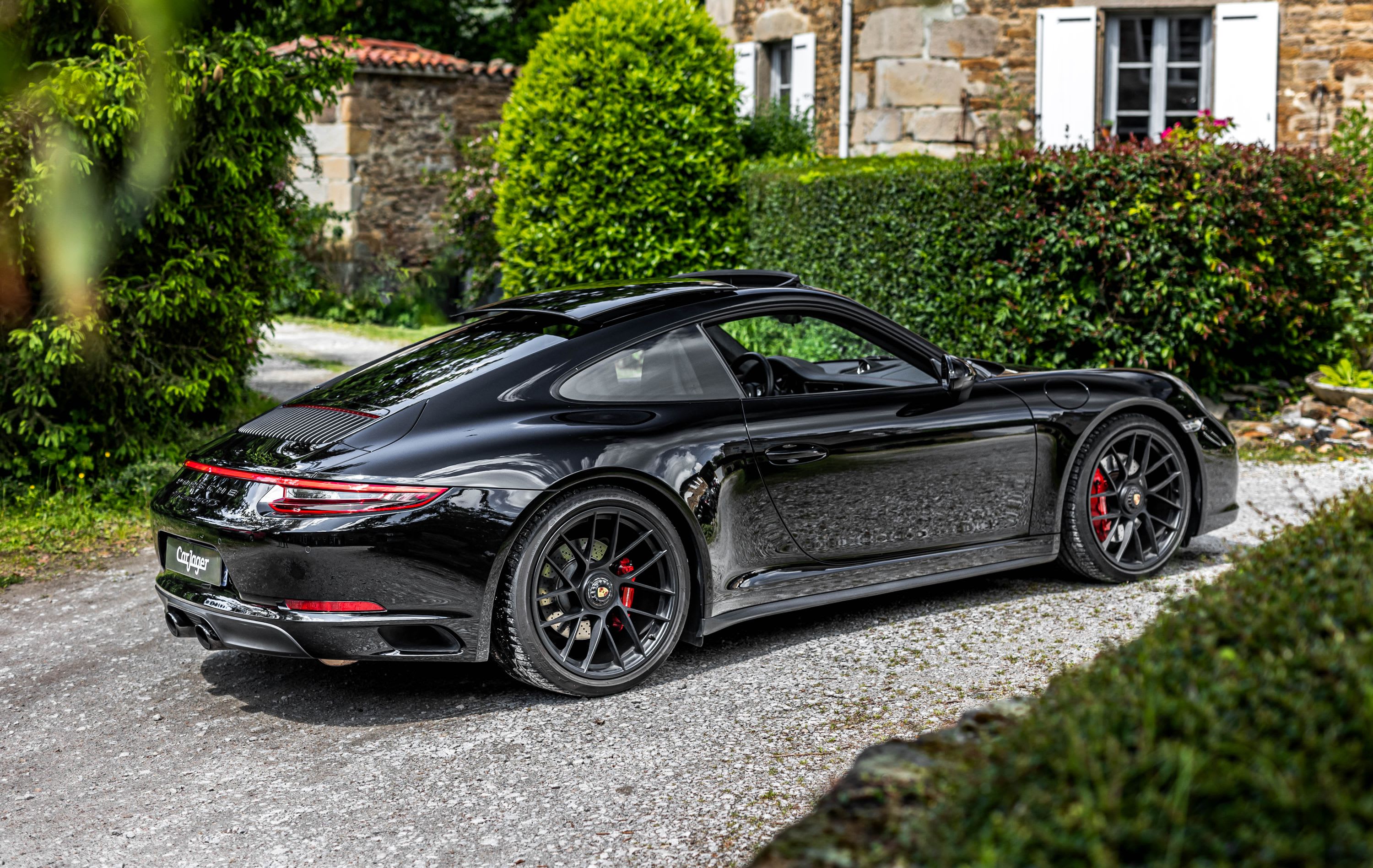 Porsche 911 991.2 Carrera 4 Gts