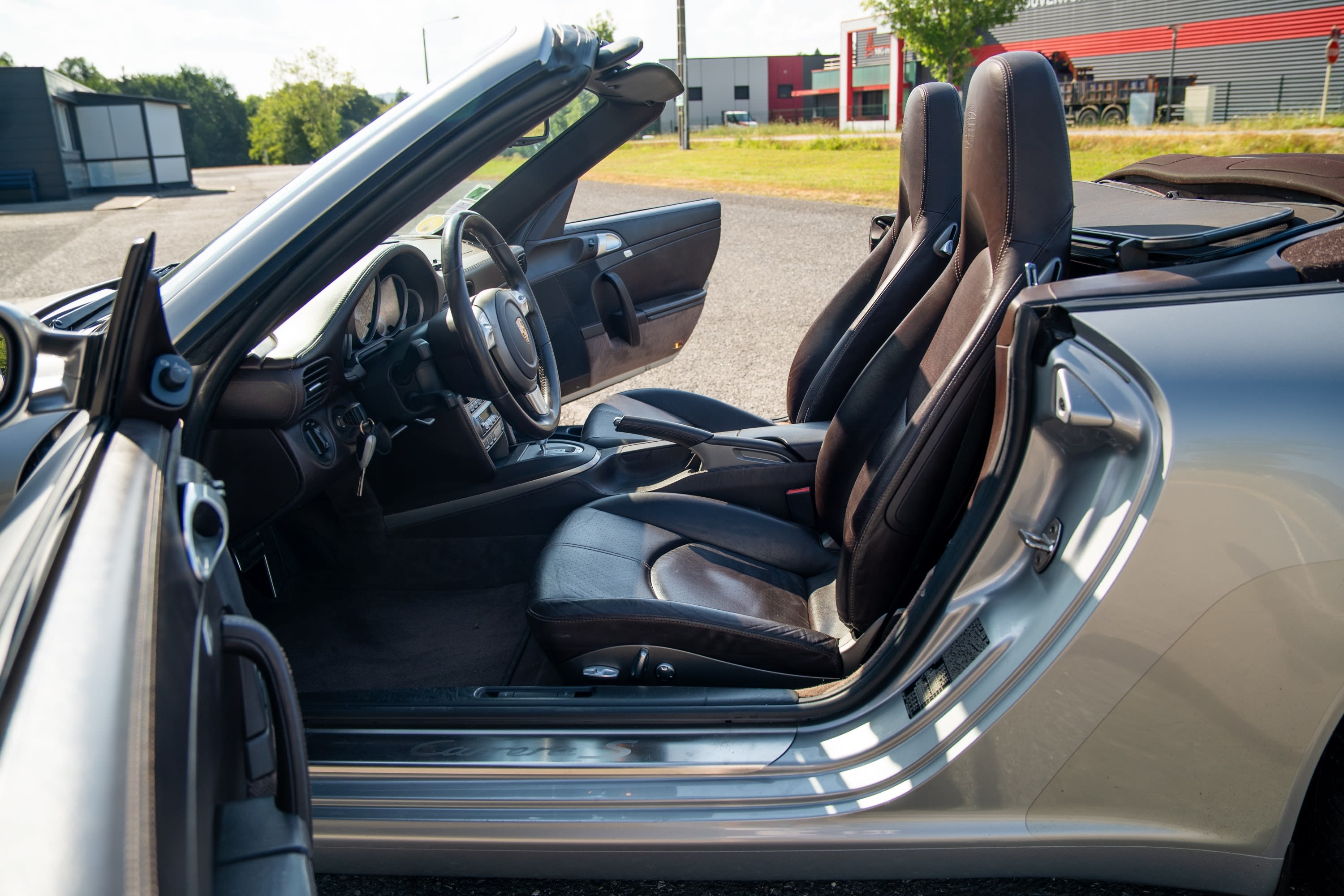 PORSCHE 911 997 Carrera S Cabriolet  2006 used interior (1)