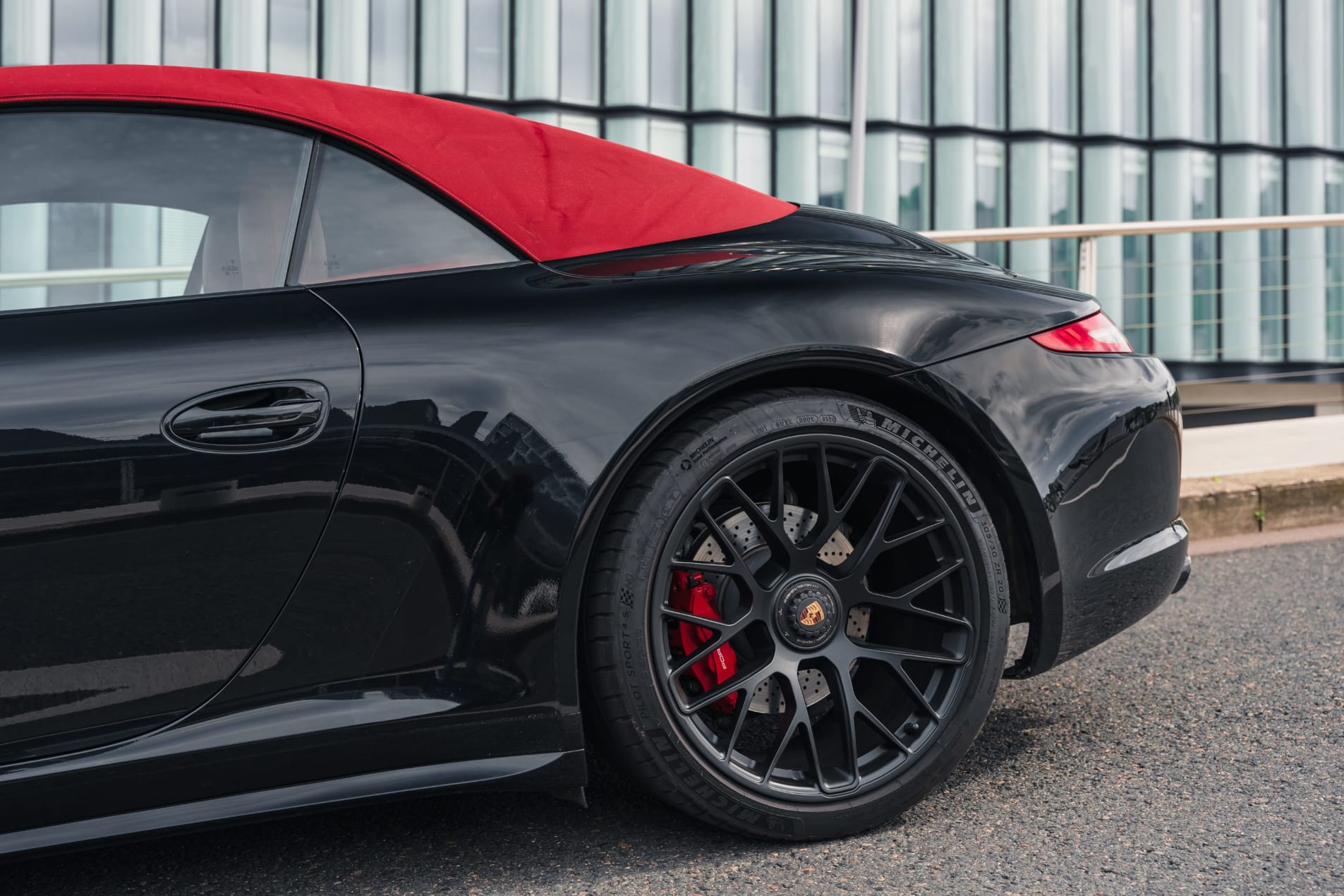 PORSCHE 911 991.1 4 GTS cabriolet 2015