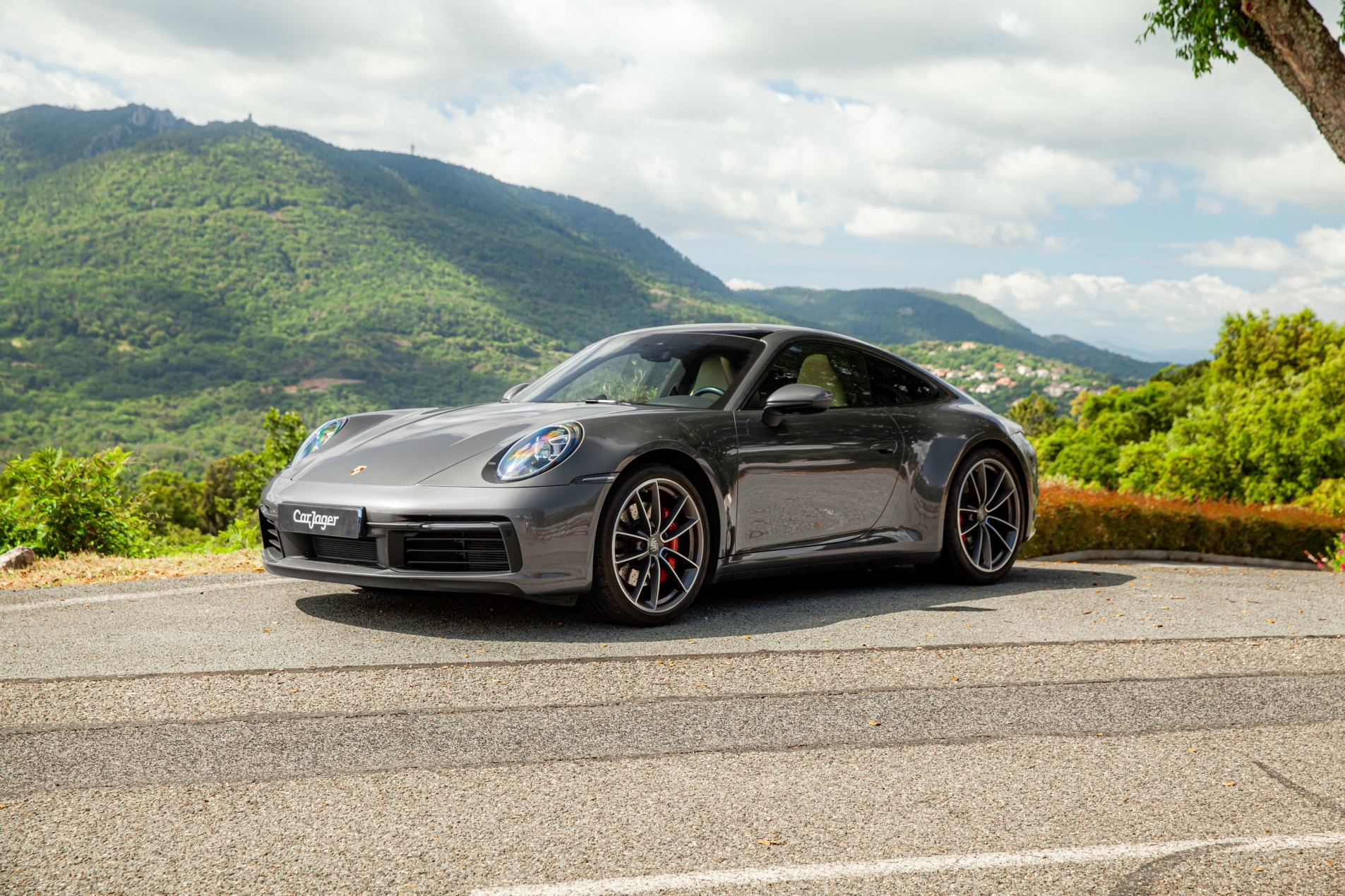 Photo PORSCHE 911 992 Carrera 4S 2019