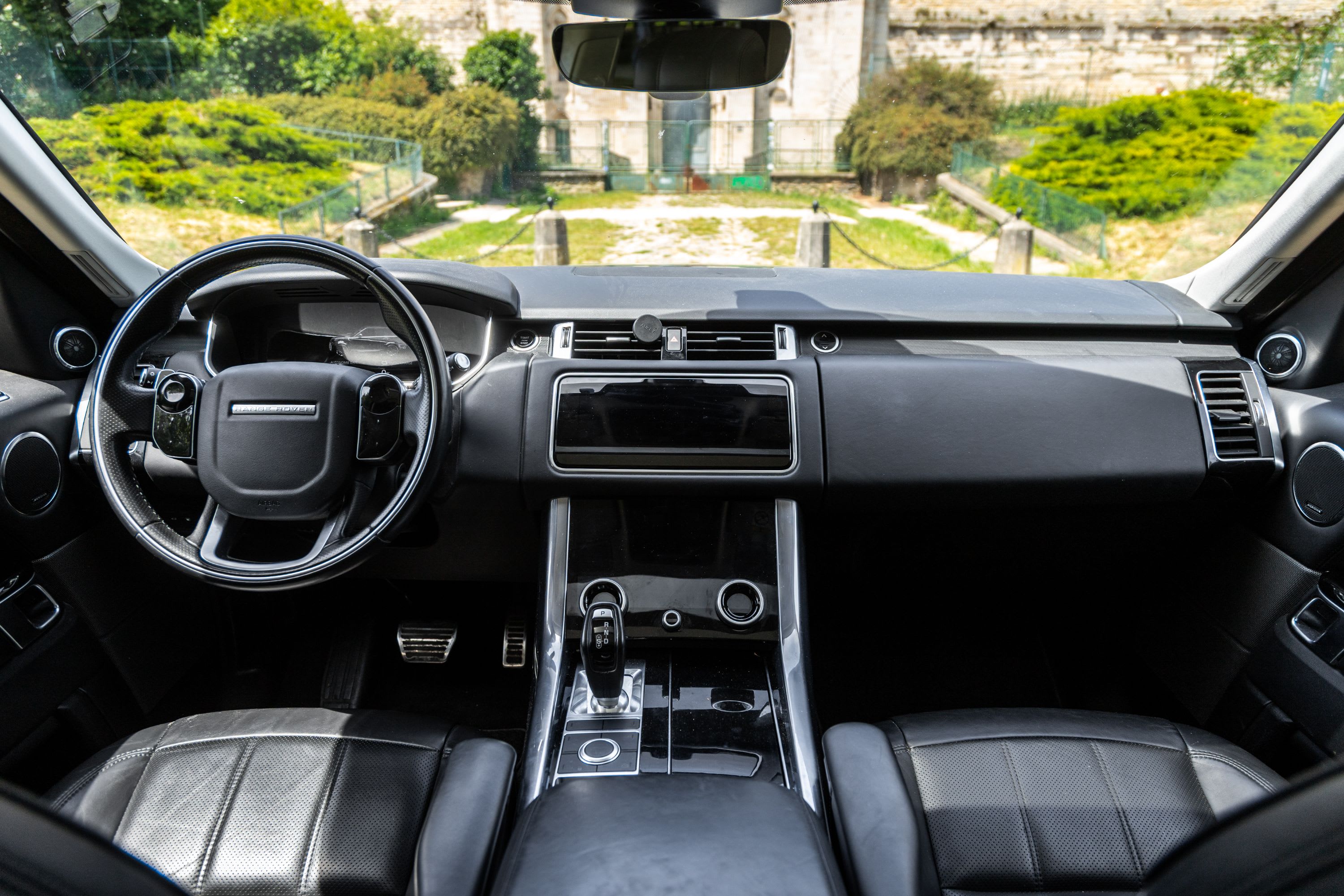 LAND ROVER Range Rover Sport P400e 2020 used interior (1)