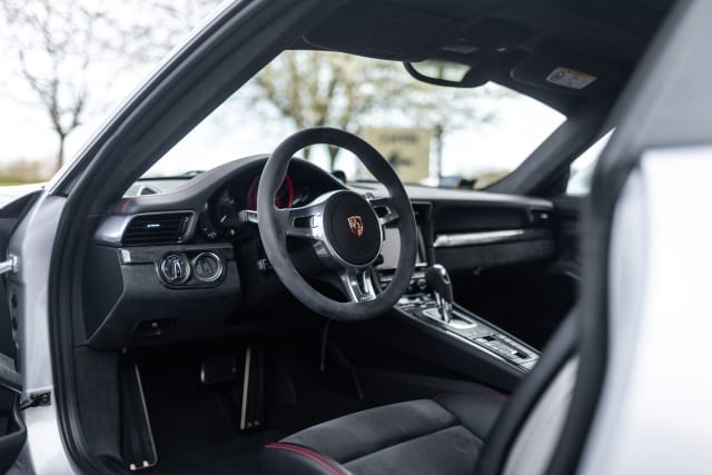 Porsche 911 991.1 Carrera Gts