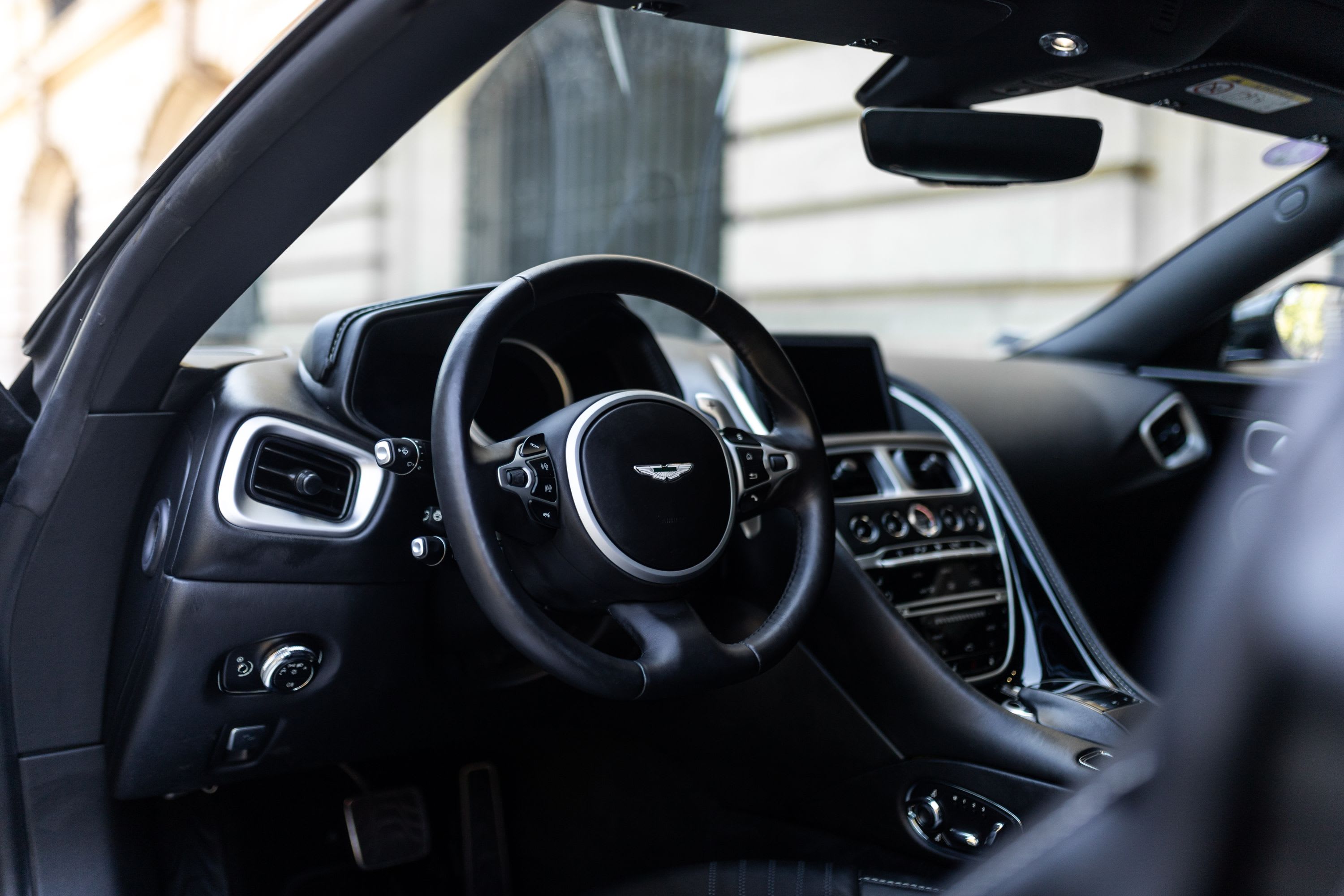 ASTON MARTIN Db11   2020 occasion intérieur (1)