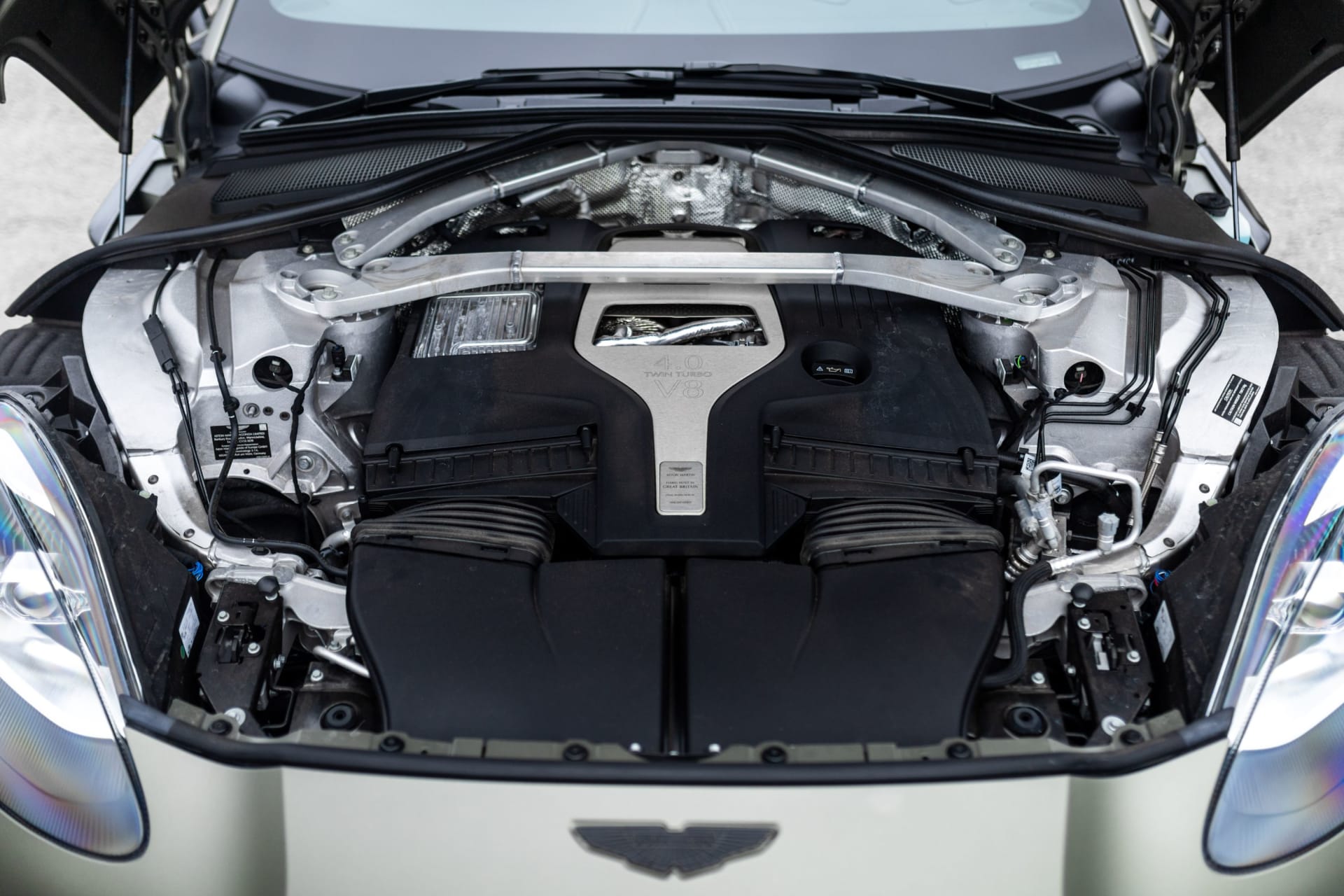 ASTON MARTIN Dbx 707 2023 occasion mécanique (1)